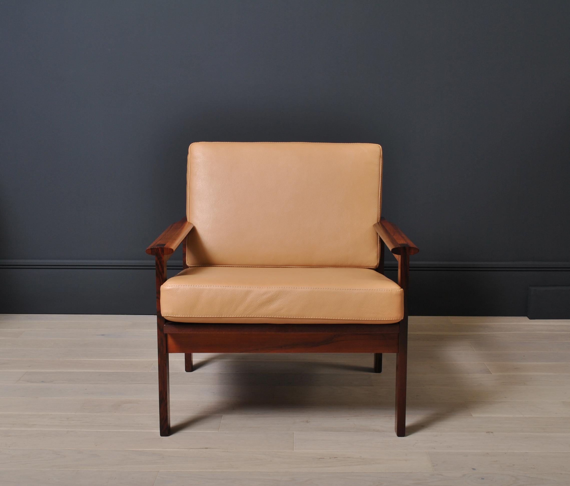 Midcentury Danish Armchair by Illum Wikkelso In Good Condition In London, GB