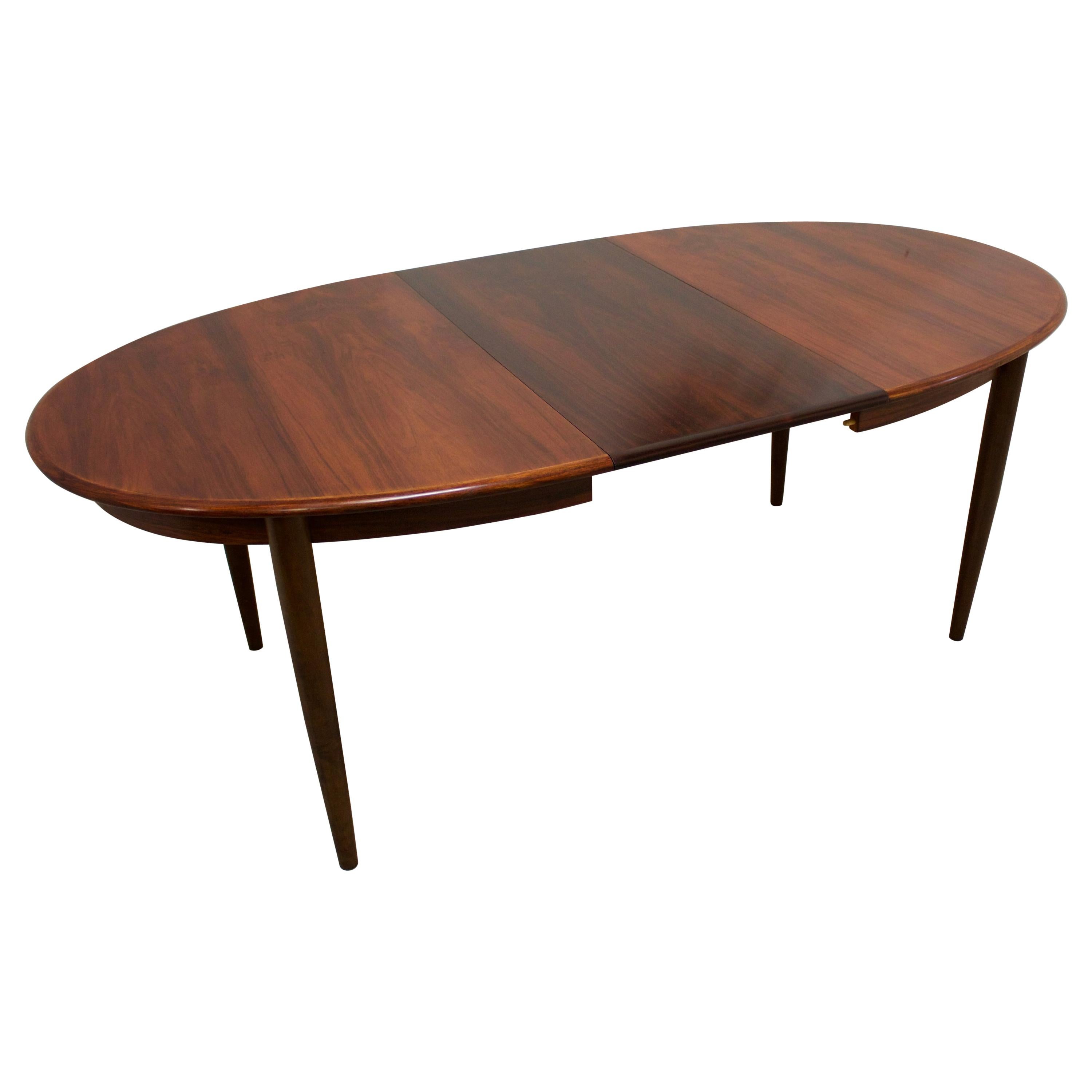 Midcentury Danish Rosewood Extending Table by Gudme Møbelfabrik For Sale