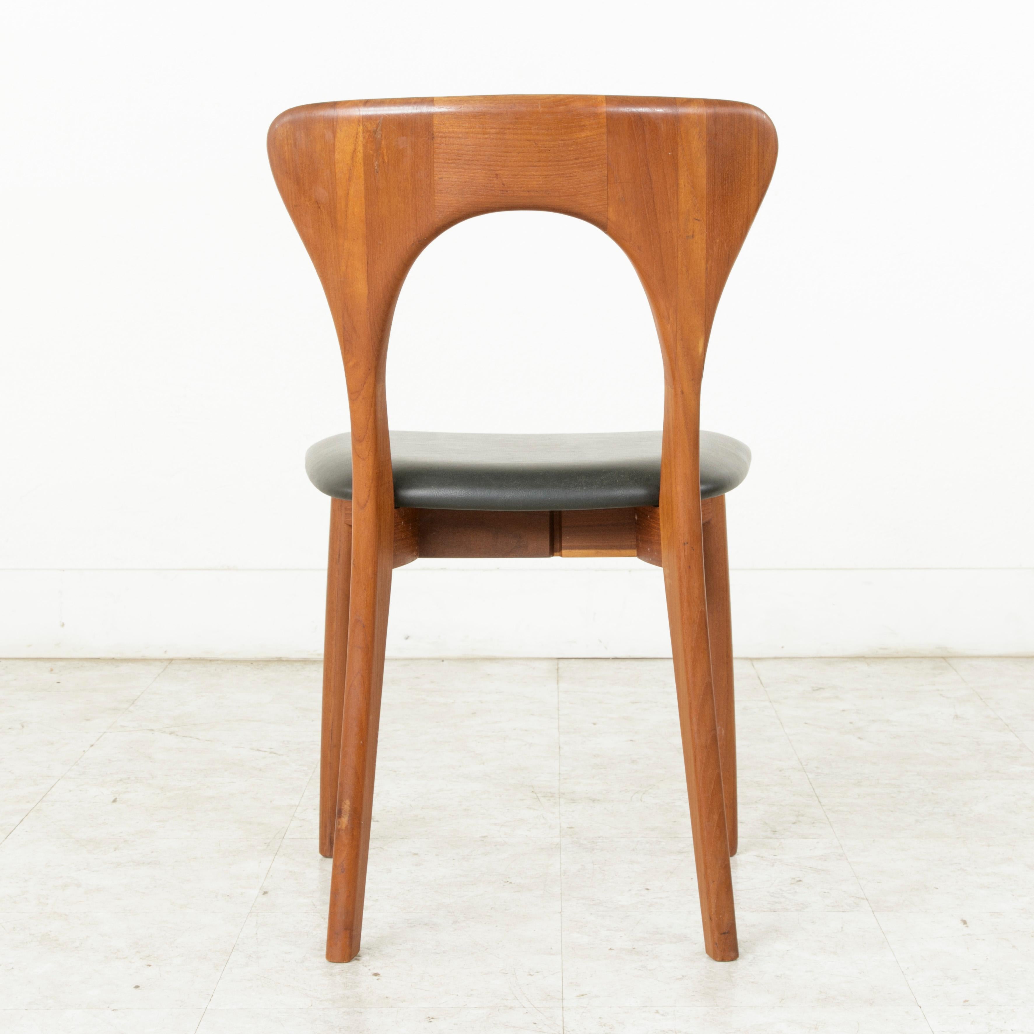 Midcentury Danish Round Teak Table and Four Chairs by Niels Koefoed, Hornslet 10