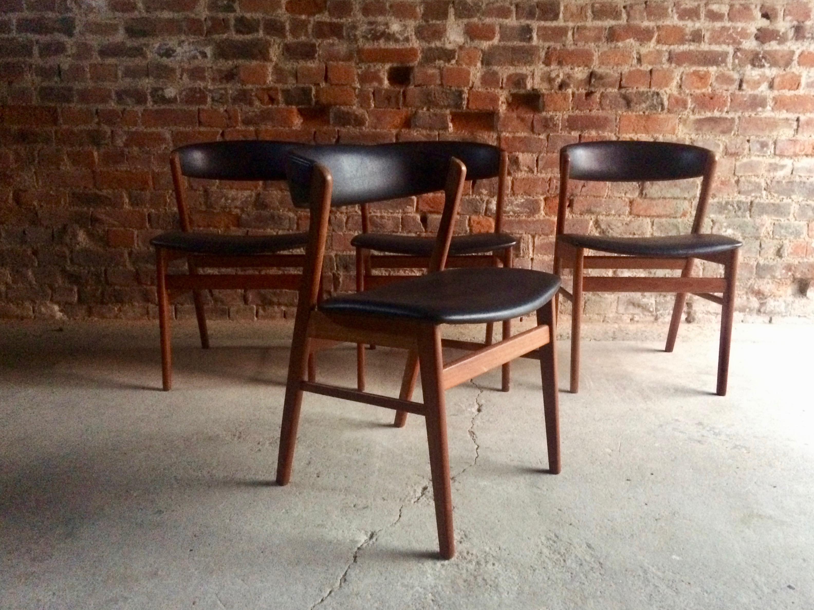 Midcentury Danish SAX Dining Chairs Teak Set of Four 1970s Scandinavian Design 1