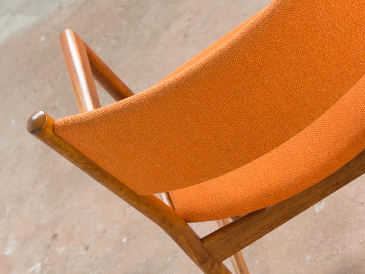 Fabric Midcentury Danish Set of 4 Chairs in Teak by Hans Wegner for Johannes Hansen For Sale
