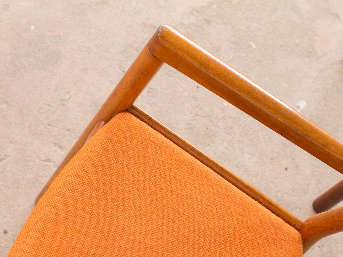 Midcentury Danish Set of 4 Chairs in Teak by Hans Wegner for Johannes Hansen For Sale 2