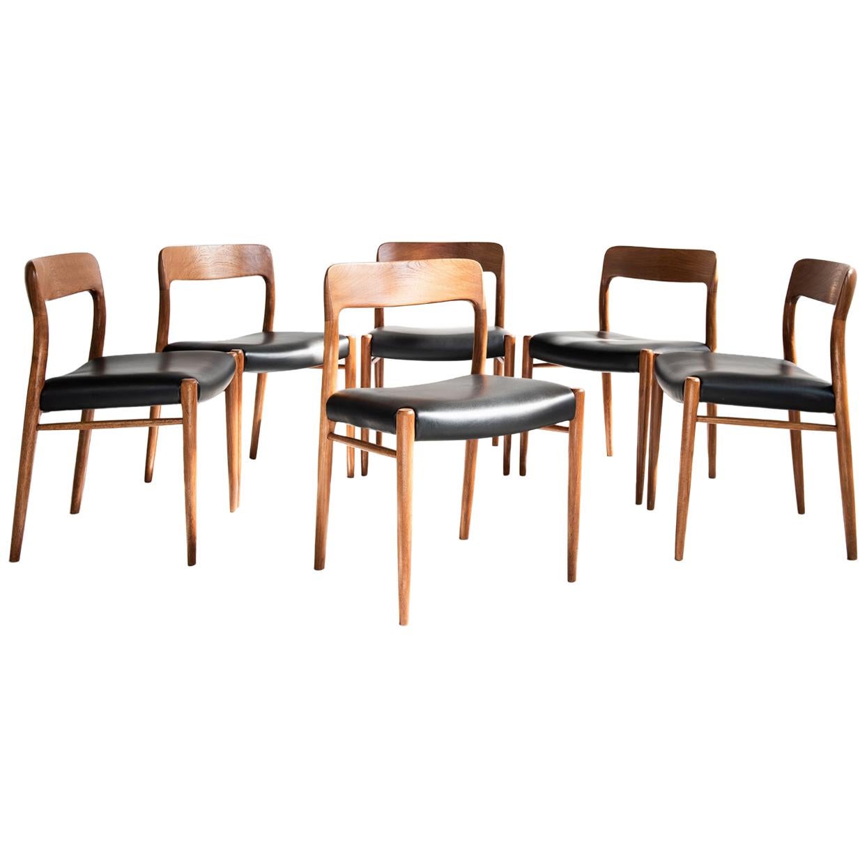 Midcentury Danish Set of 6 Chairs in Teak and Leather by Møller