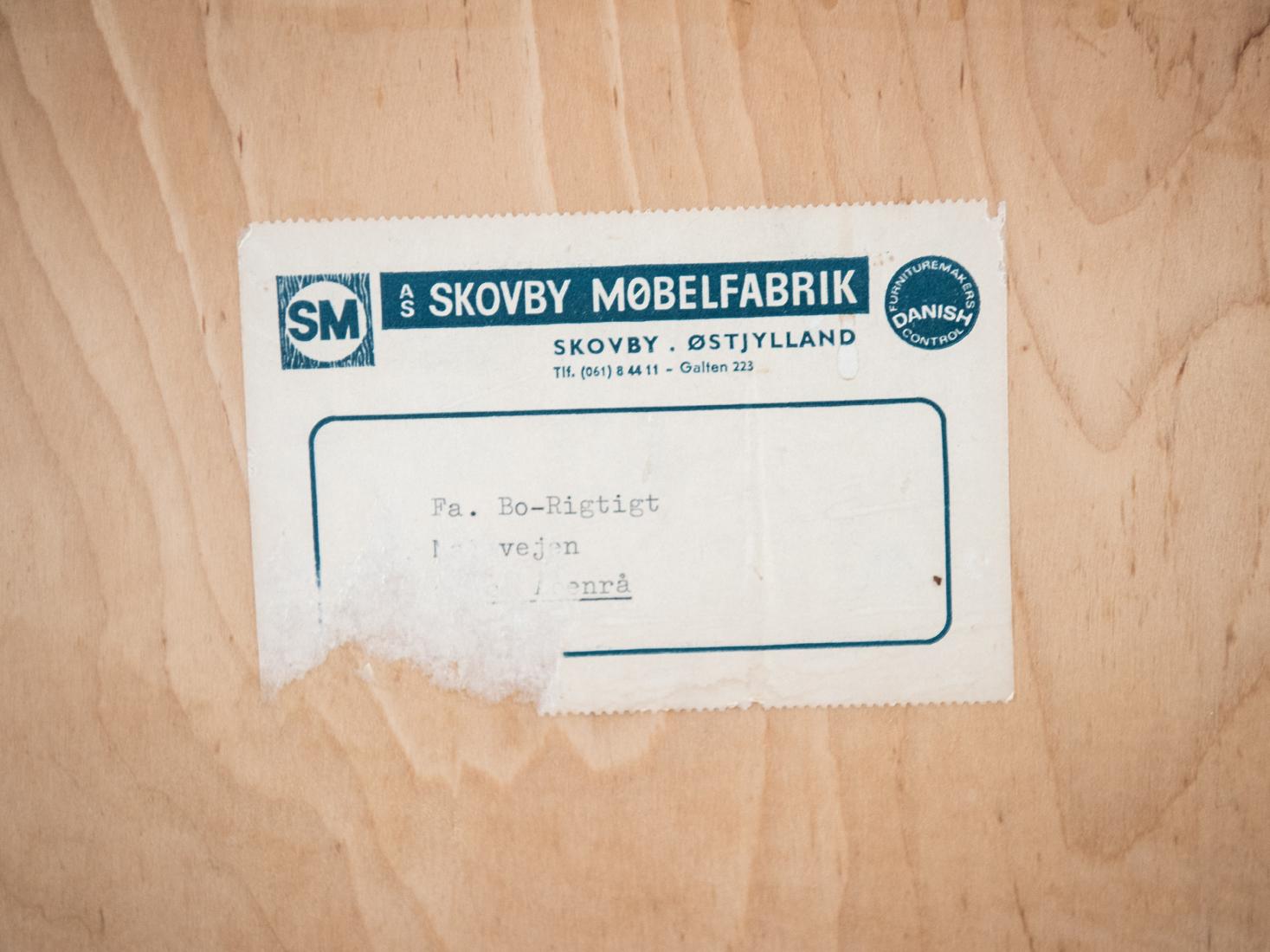 Midcentury Danish Sideboard in Oak by Skovby Møbelfabrik For Sale 6