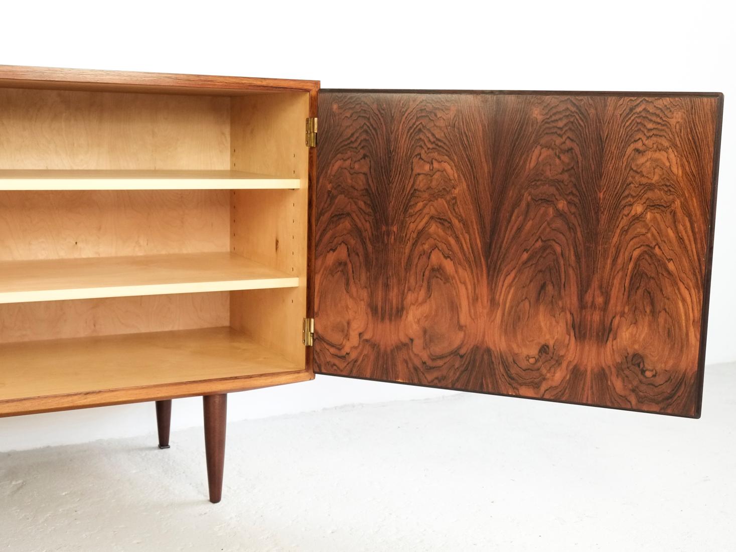 20th Century Midcentury Danish Sideboard with 2 Doors in Rosewood by Hundevad 1960s For Sale