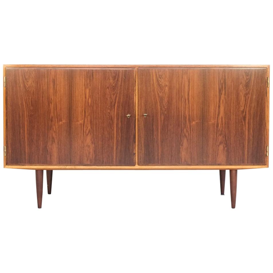 Midcentury Danish Sideboard with 2 Doors in Rosewood by Hundevad 1960s For Sale