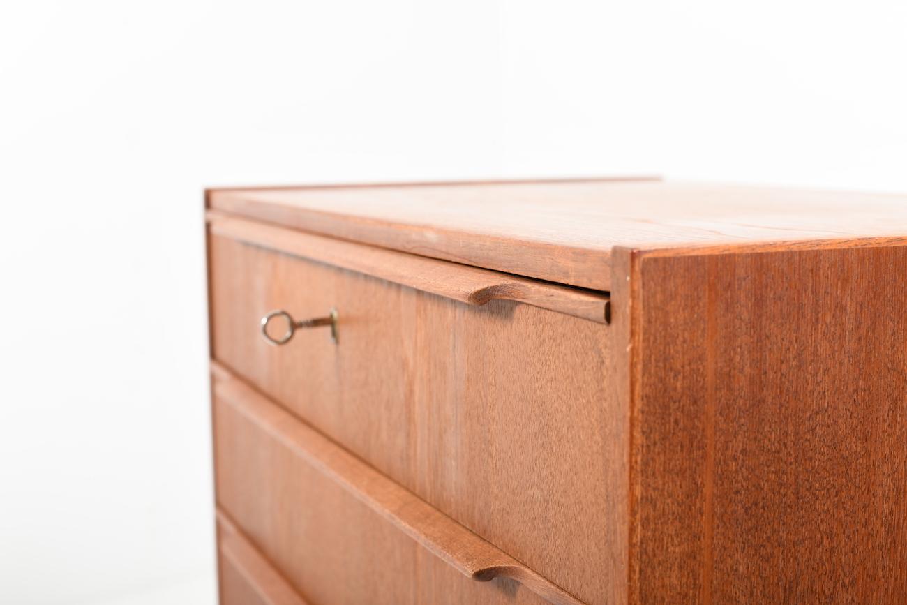 Midcentury Danish Teak Chest of Drawer For Sale 1