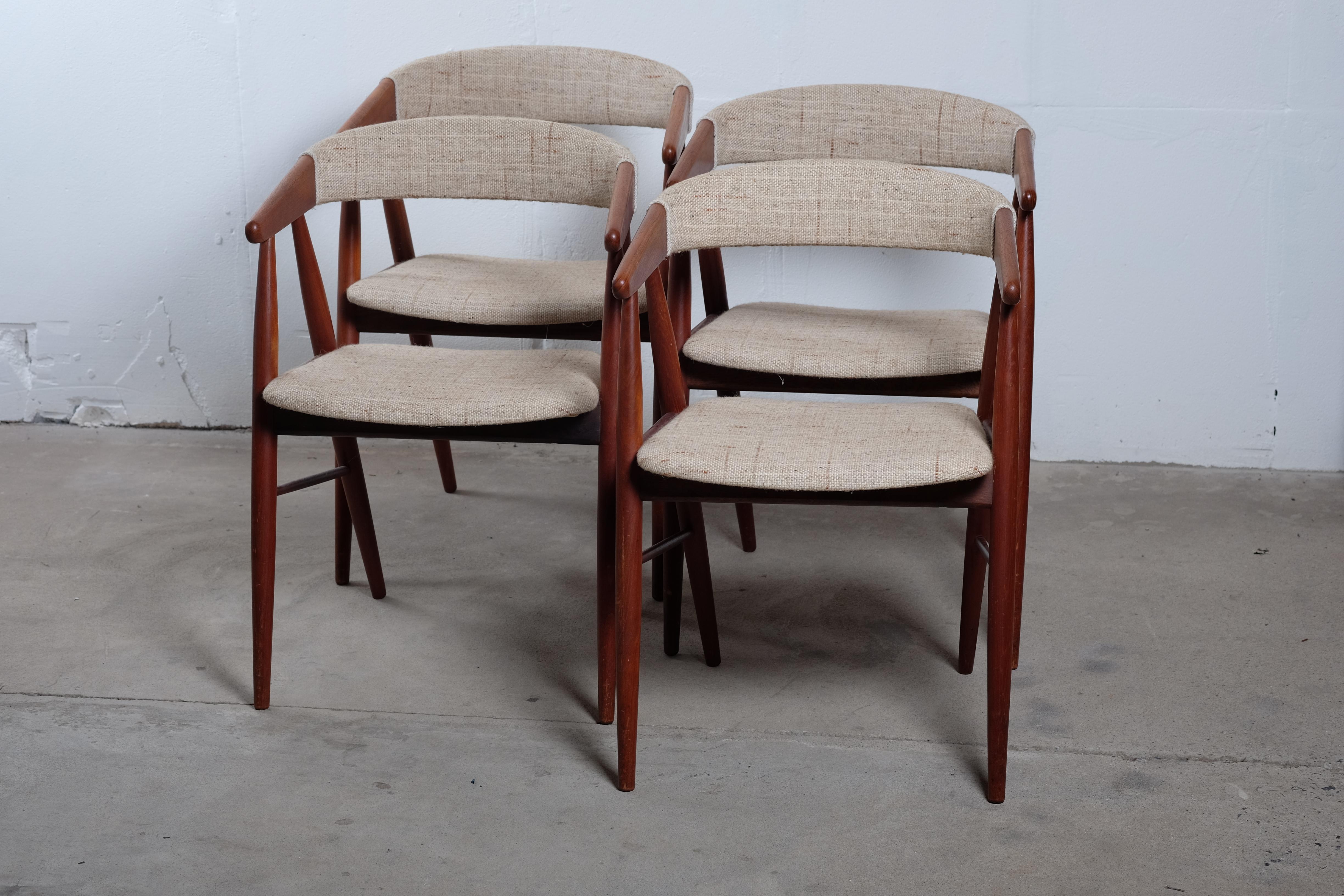 Set of four Danish armchairs from the 1960s. The chairs are attributed to Kai
Kristiansen, but I have not been able to find anything proving it's his design.
No matter who has designed it, it's a great chair! The chair has a light and elegant