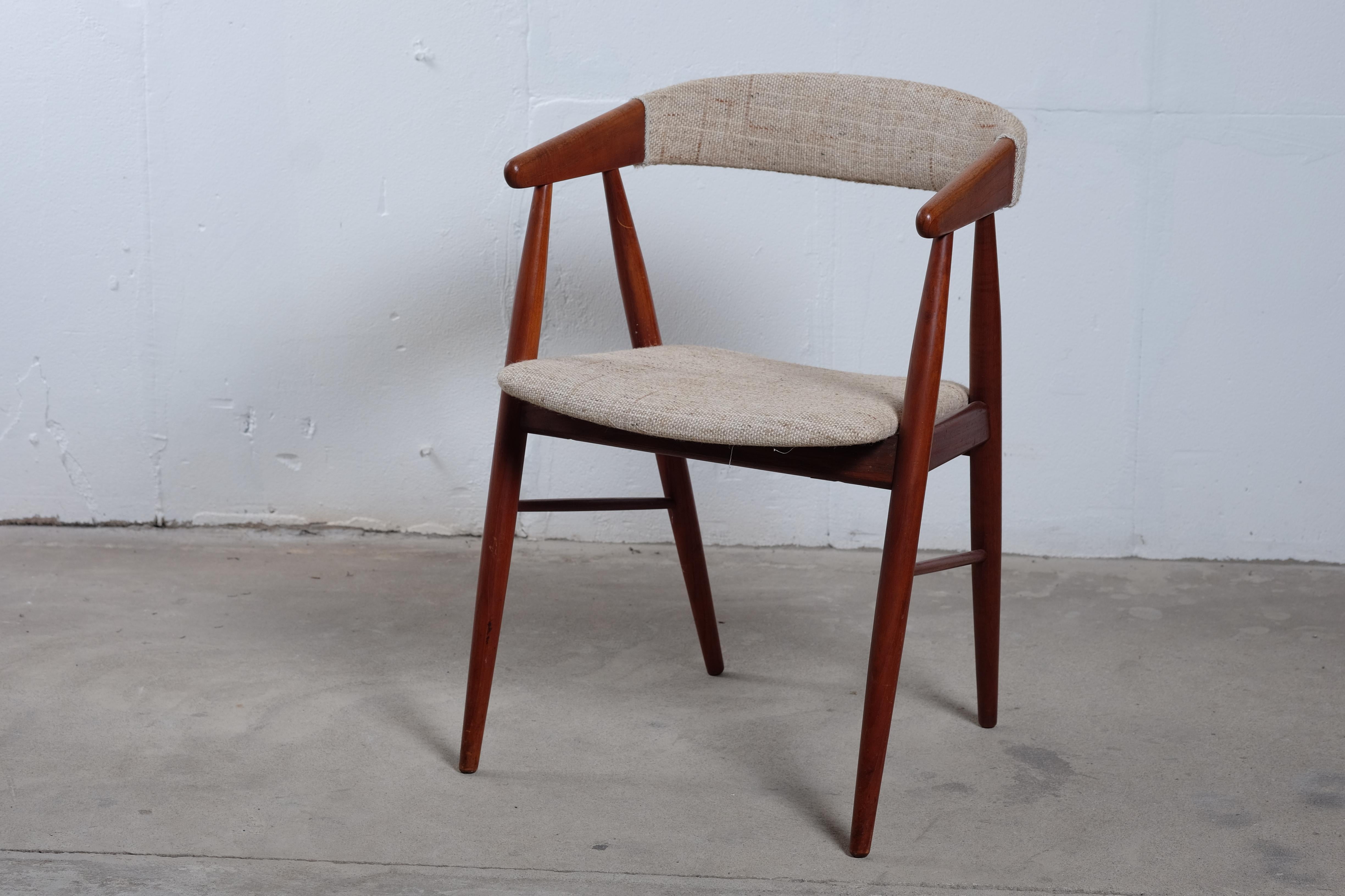 Midcentury Danish Teak Dining Chairs, Set of 4 In Good Condition For Sale In Middelfart, Fyn