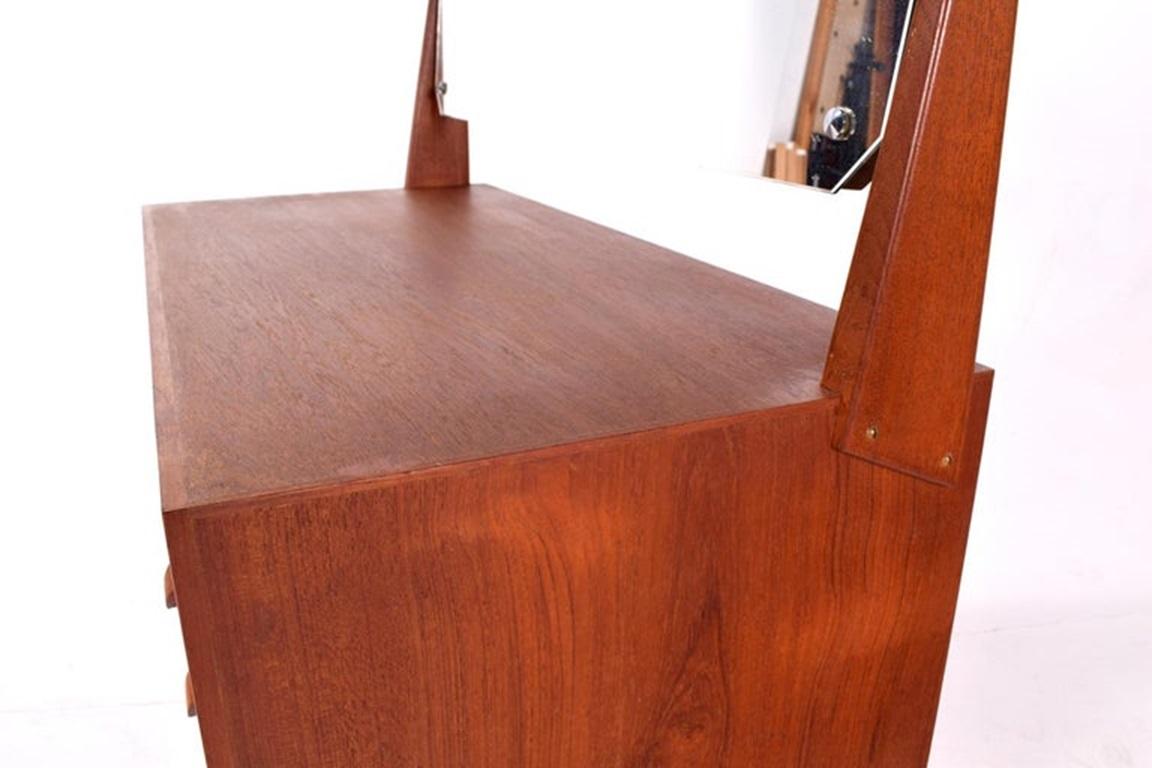 Mid-20th Century Midcentury Danish Teak Dressing Table with Mirror For Sale