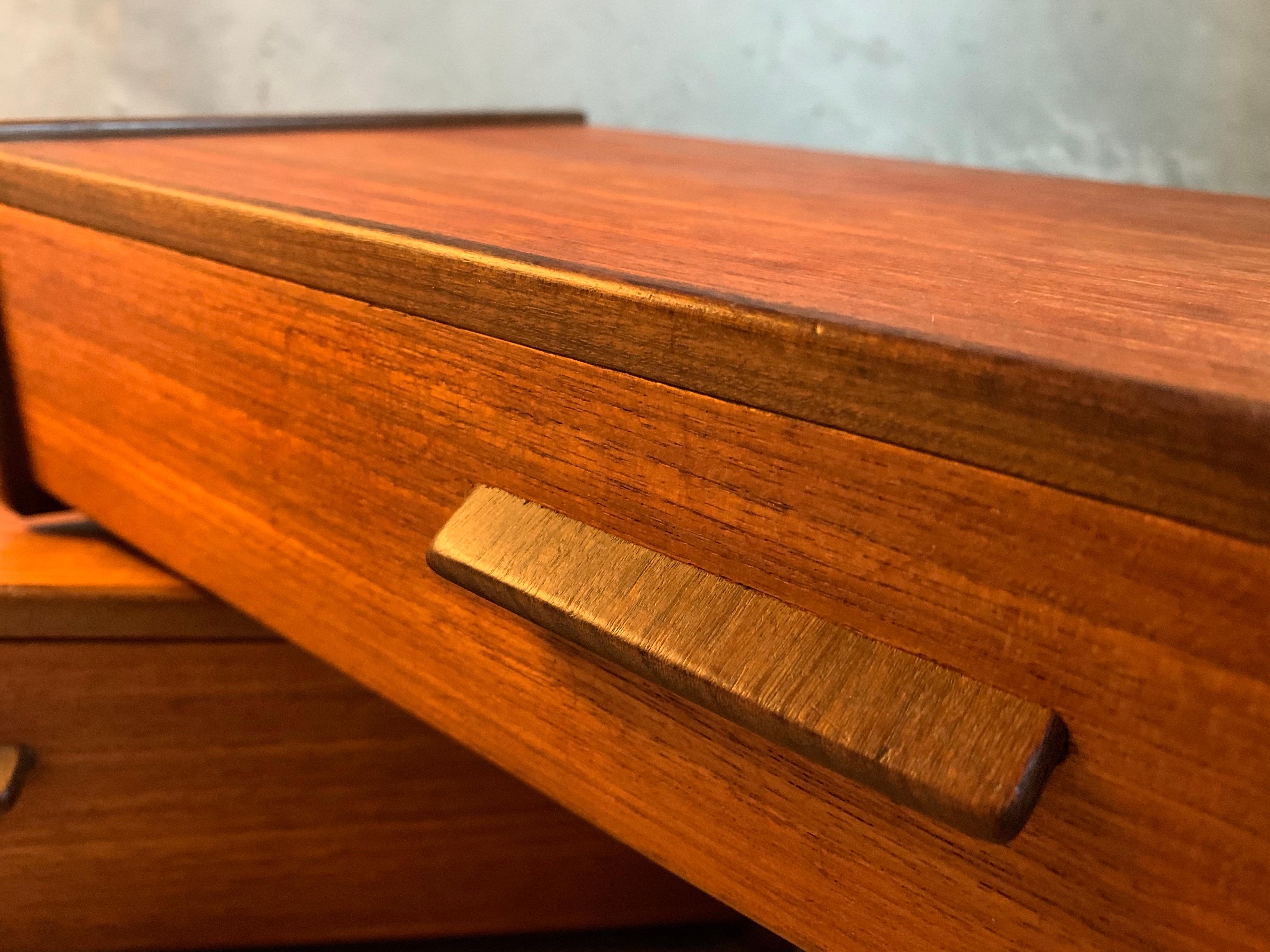 Pair of wall-mounted nightstands/bedside tables/drawers by Poul Volther made of teak, Denmark 1960s
Mint condition.