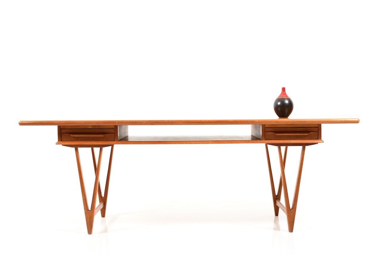 Scandinavian Modern Midcentury Danish Teak Sofa Table by E. W. Bach for Toften Møbelfabrik For Sale