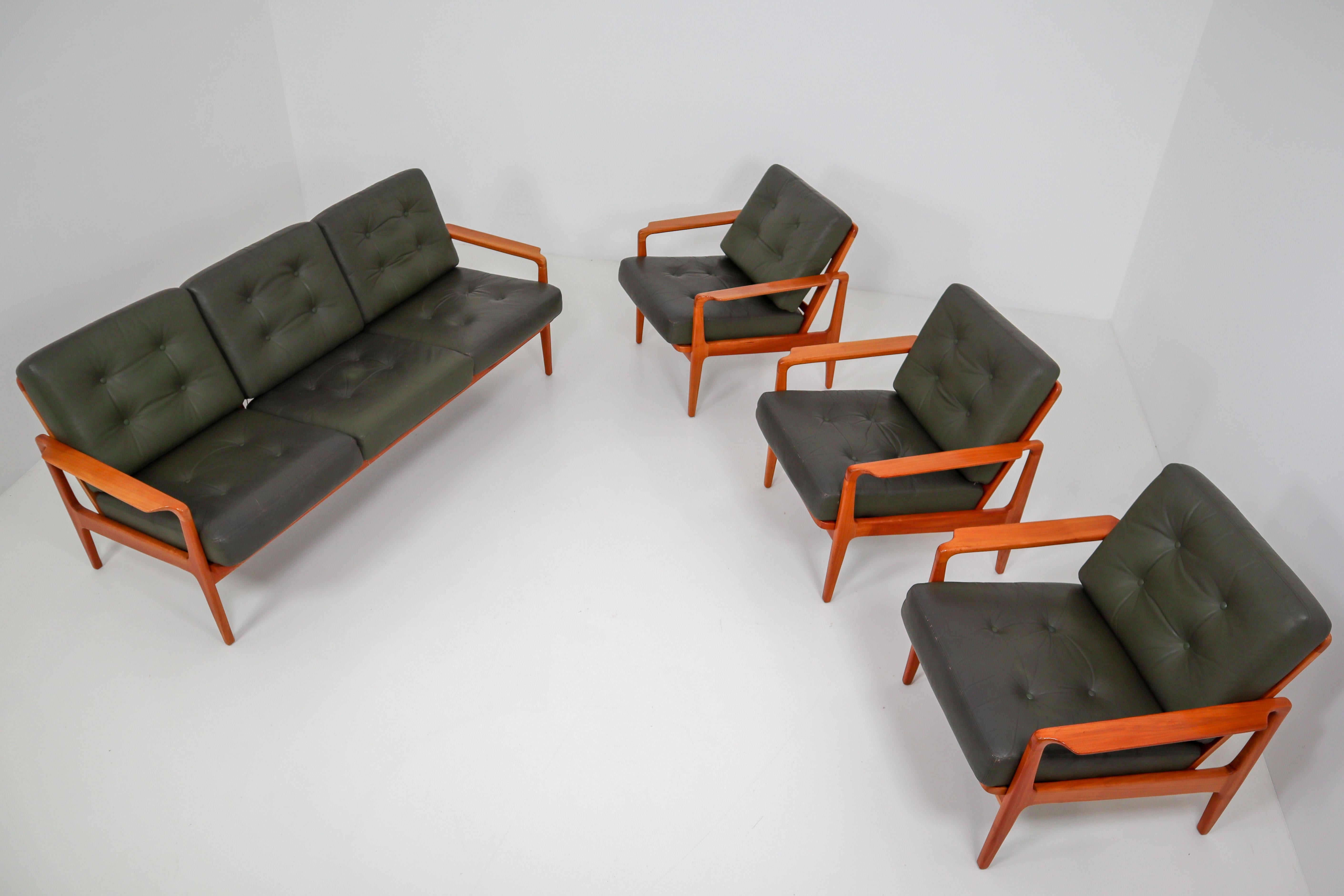 Midcentury Danish Three-Seat Sofa by Arne Wahl Iversen, Denmark, 1960s 1