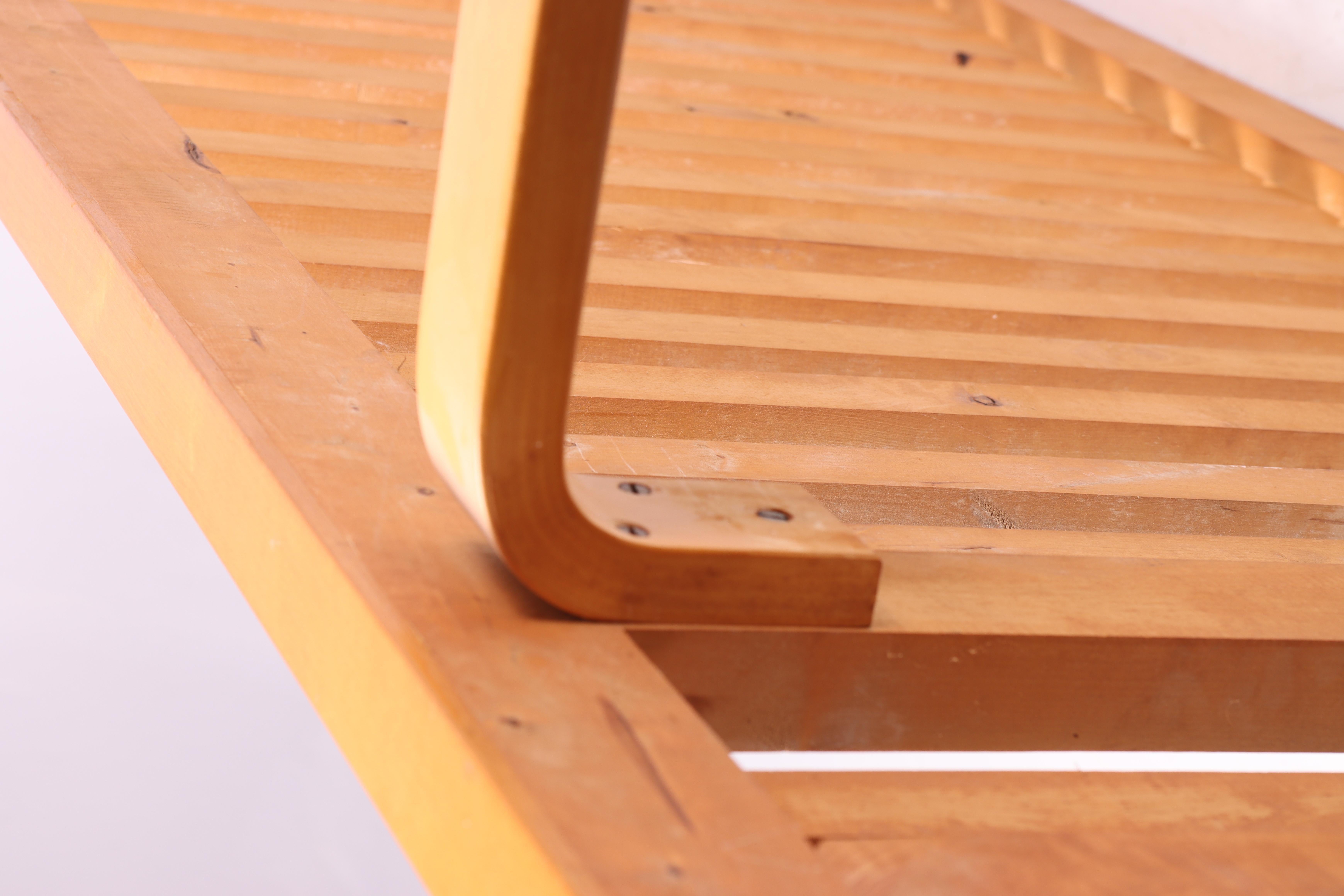Midcentury Daybed by Alvar Aalto, Finland, 1960s 2