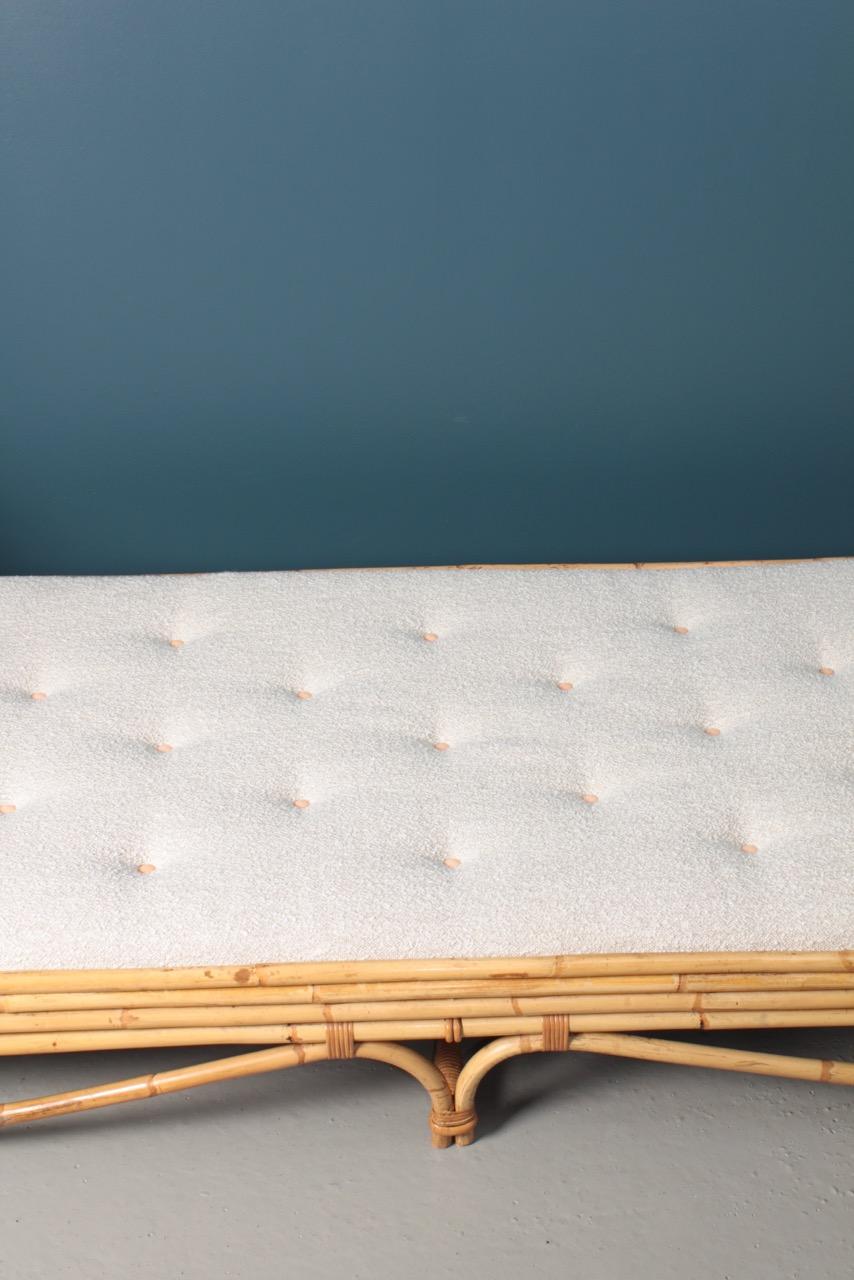 Midcentury Daybed in Bamboo with New Boucle Mattress, 1950s 4