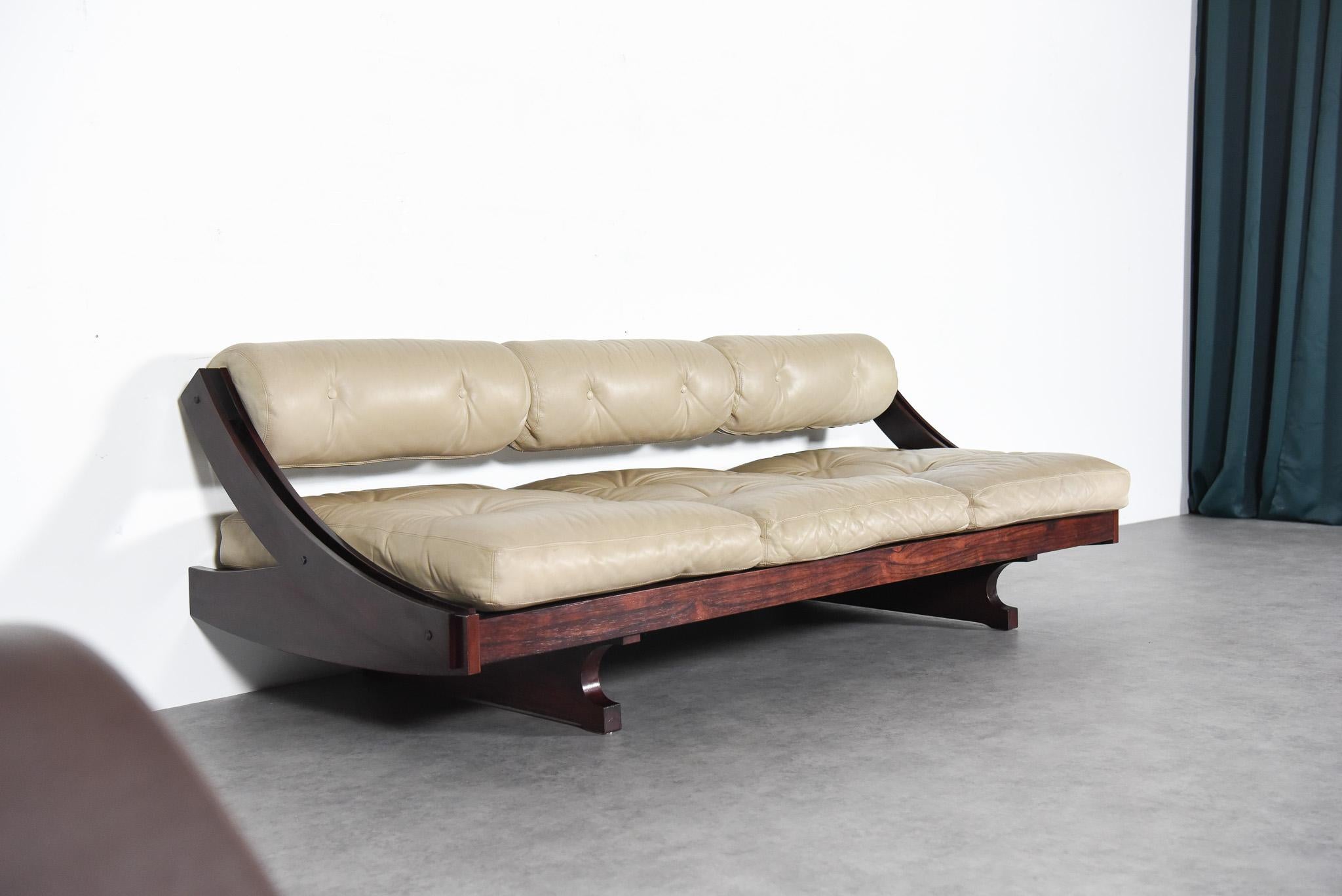 Mid-17th Century Midcentury Daybed / Sofa GS 195 by Gianni Sognia for Sormani