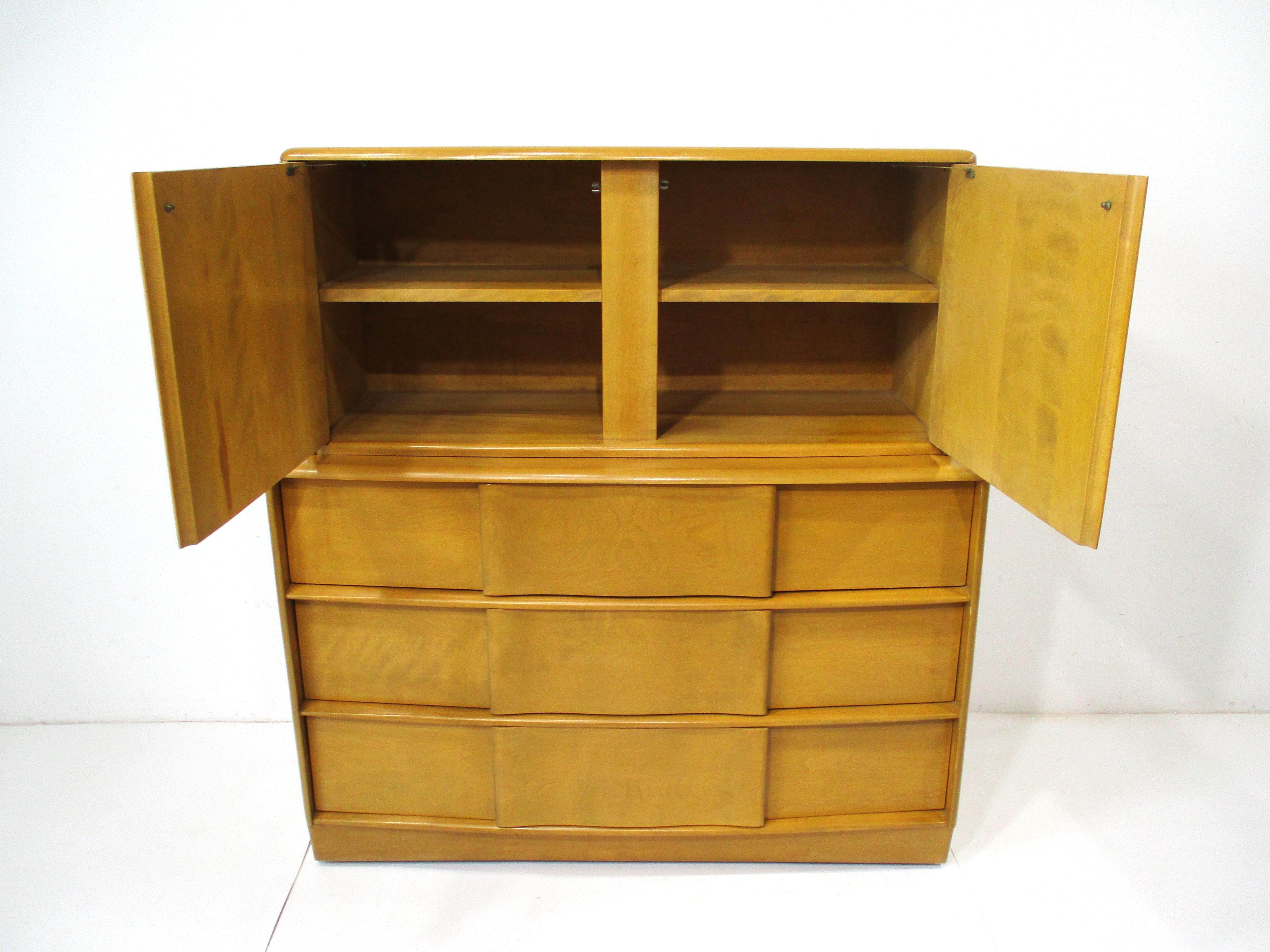 American Midcentury Deck Top Sculptura 2 pc. Dresser Chest by Heywood Wakefield