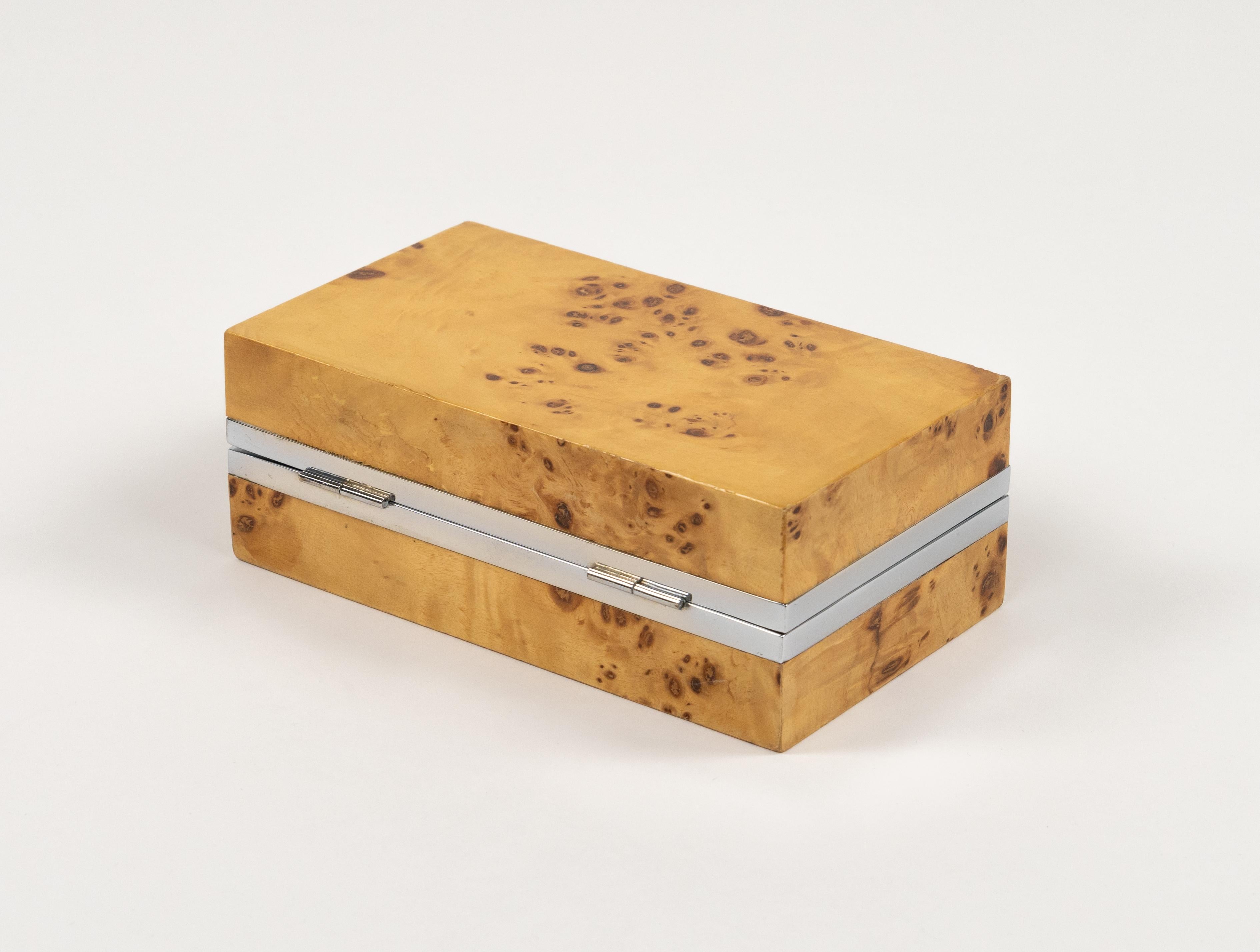Caja decorativa de mediados de siglo en madera y cromo Estilo Willy Rizzo, Italia Años 70 en venta 11