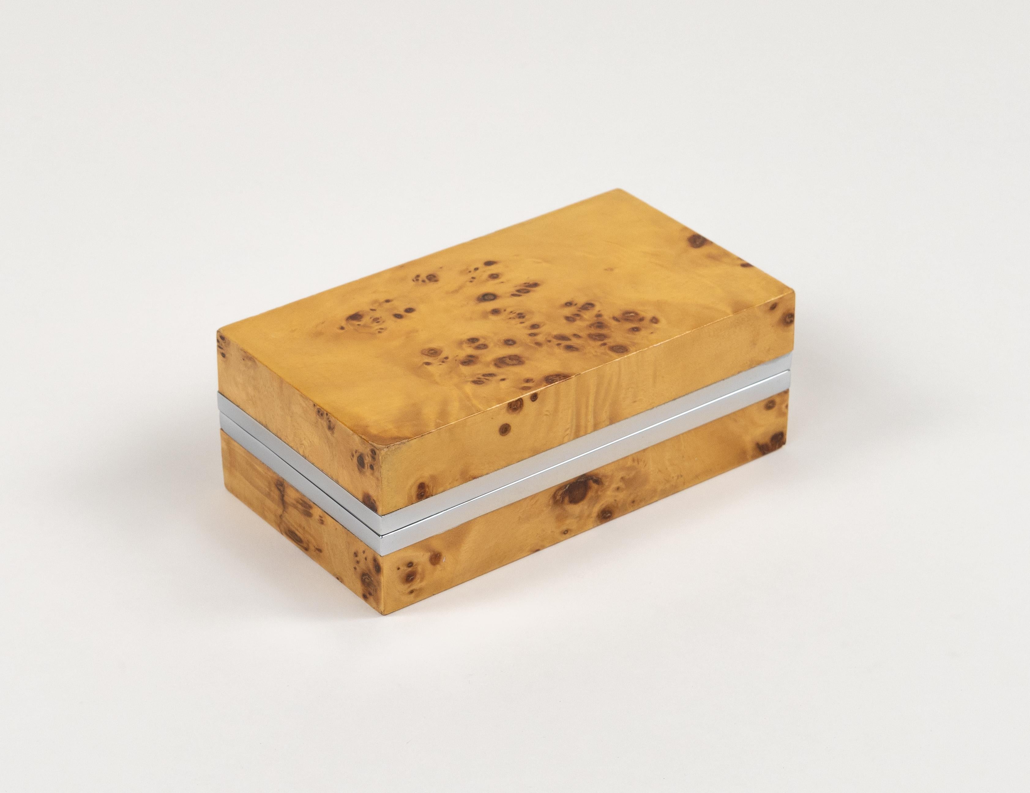 Caja decorativa de mediados de siglo en madera y cromo Estilo Willy Rizzo, Italia Años 70 Moderno de mediados de siglo en venta