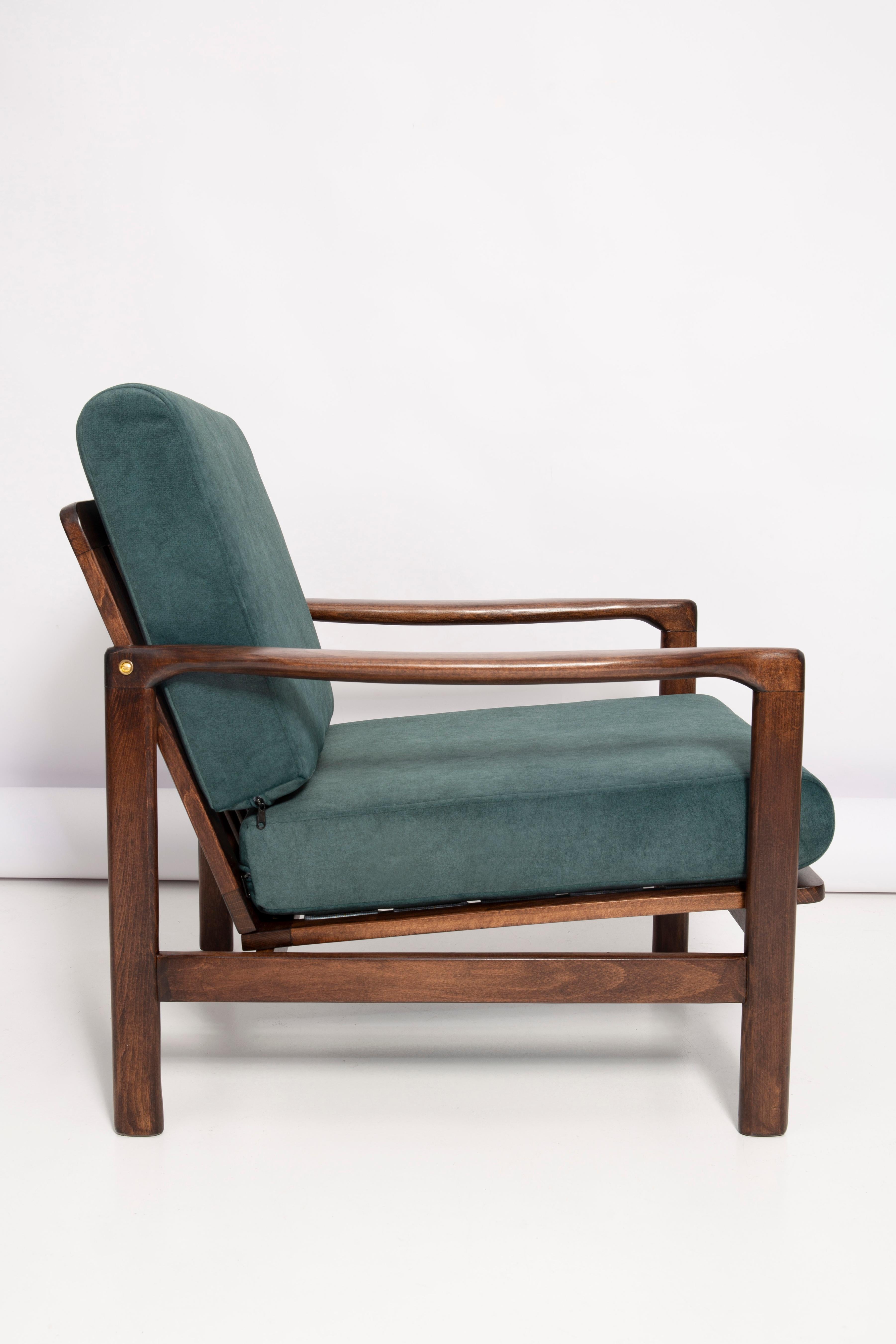 Midcentury Deep Green Velvet Armchair, Zenon Baczyk, Poland, 1960s For Sale 1