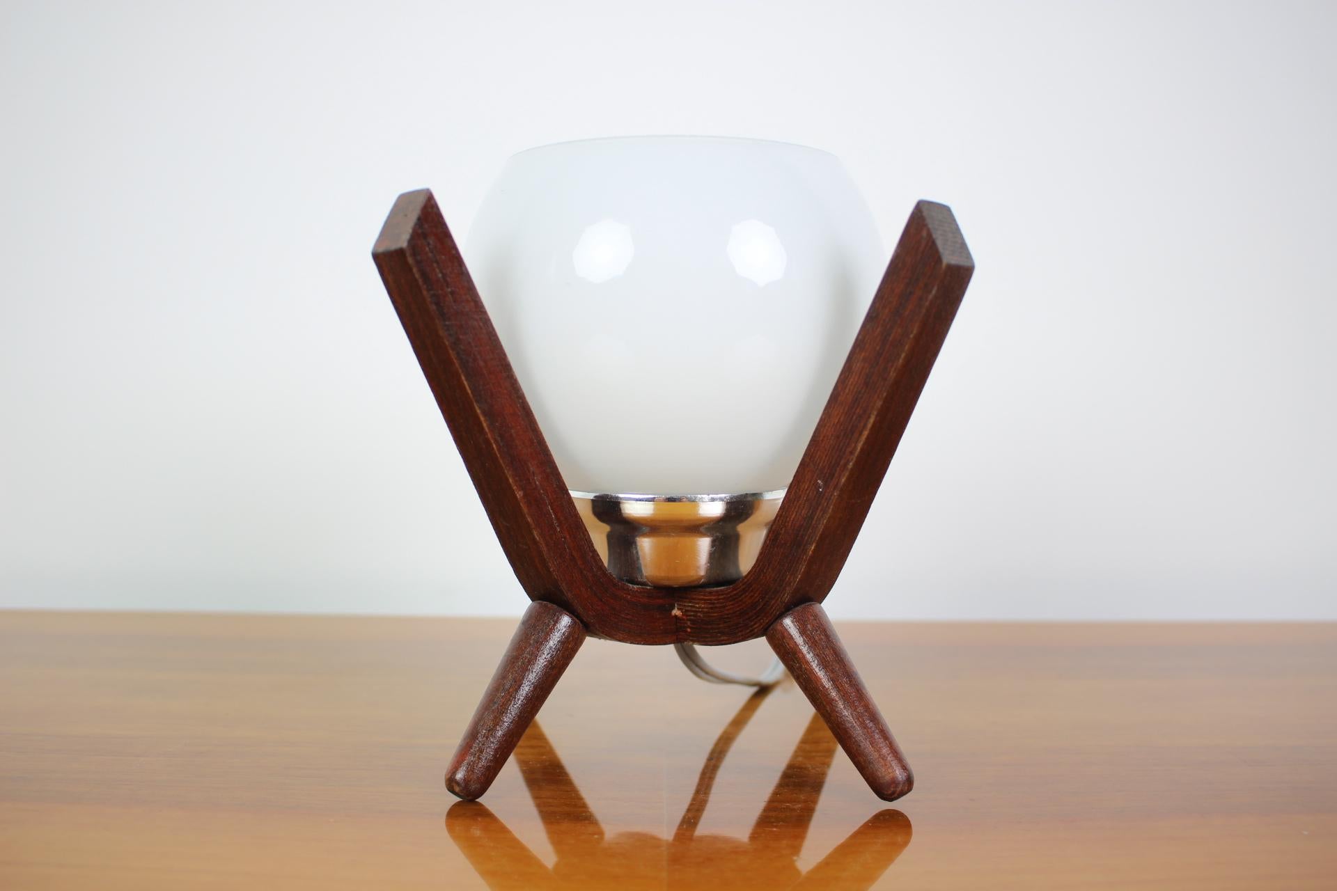 Tchèque Lampe de chevet Devo Humpolec au design mi-siècle moderne, 1970 en vente