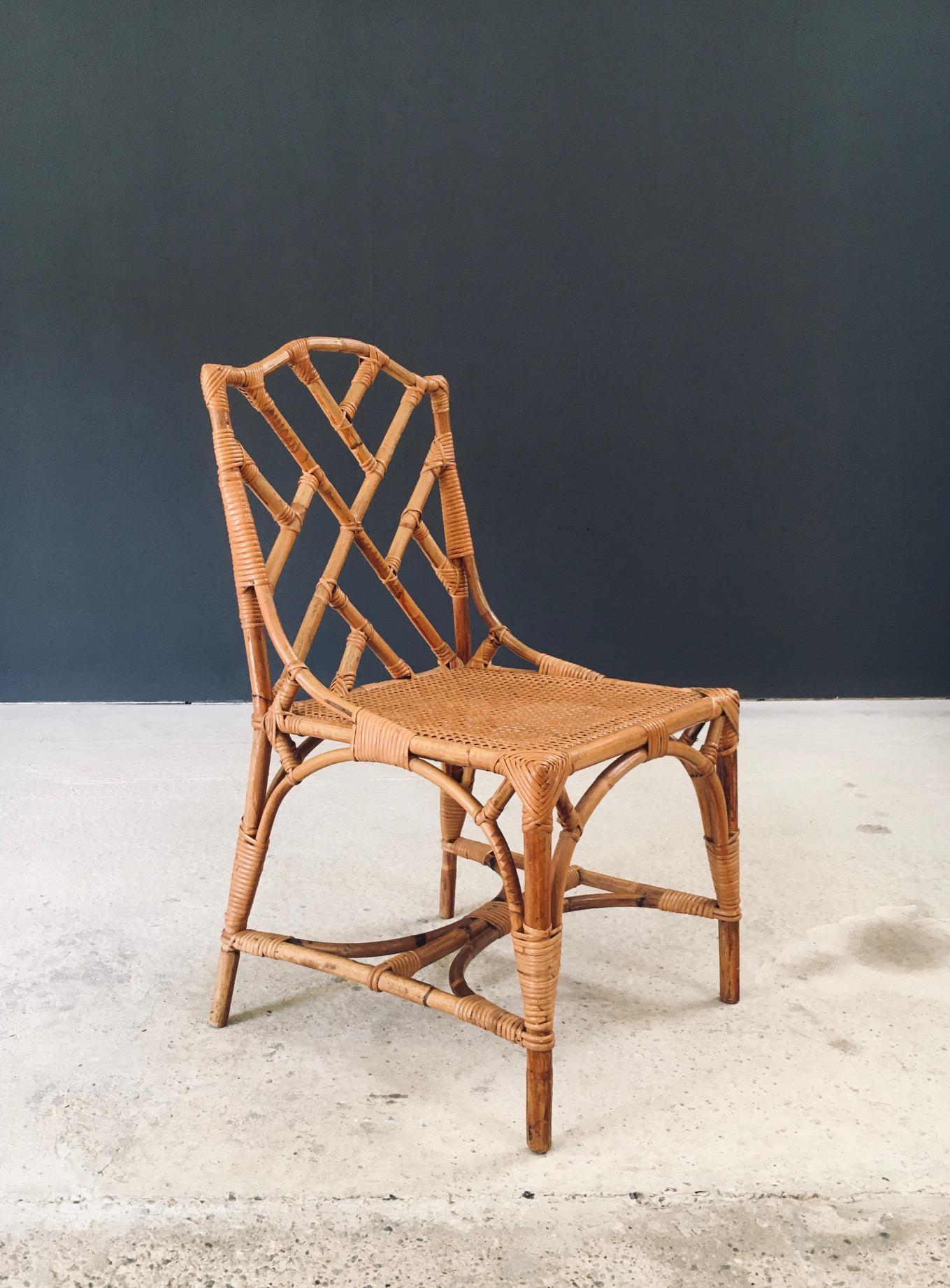 Diseño de mediados de siglo Sillas de comedor de bambú estilo Chippendale, Italia Años 60 en venta 2