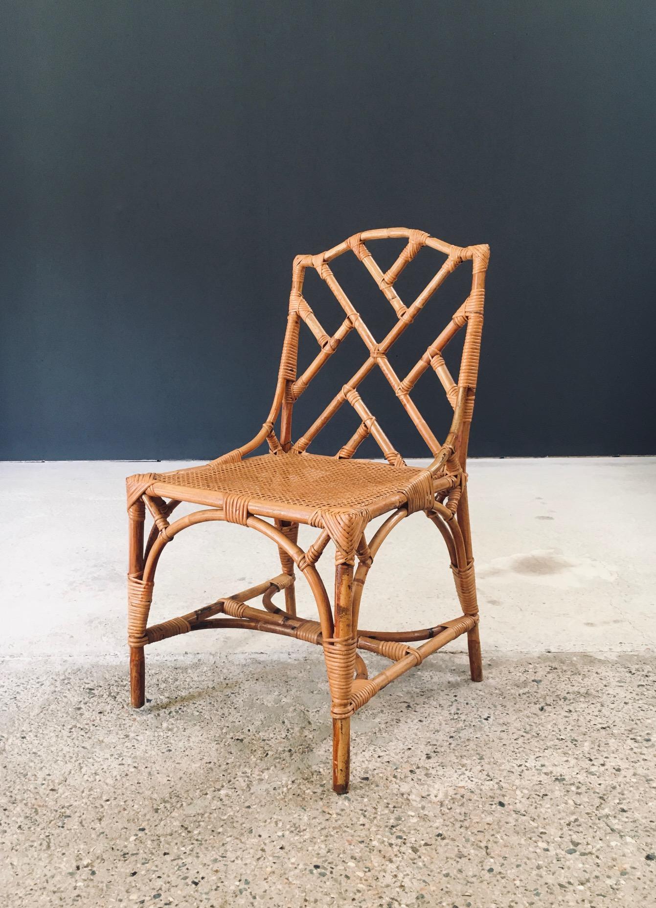 Diseño de mediados de siglo Sillas de comedor de bambú estilo Chippendale, Italia Años 60 Bambú en venta
