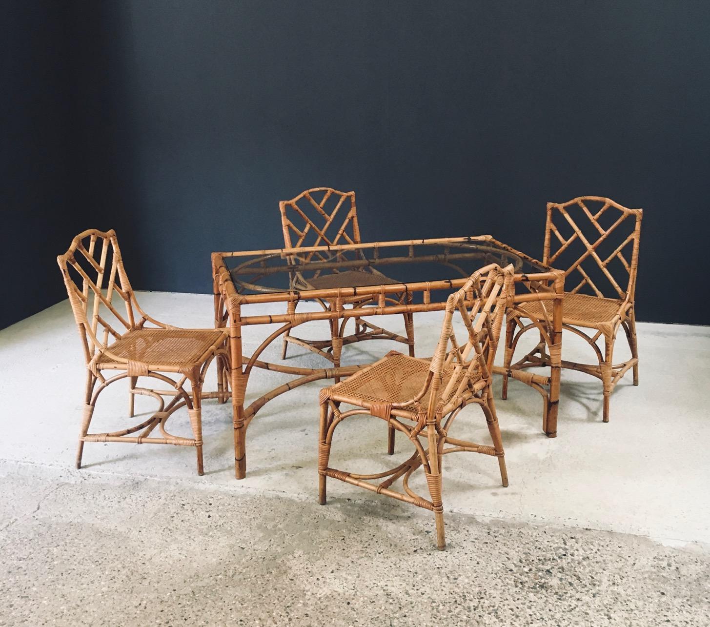Mesa de comedor de bambú estilo Chippendale de diseño de mediados de siglo, Italia Años 60 en Bueno estado para la venta en Oud-Turnhout, VAN