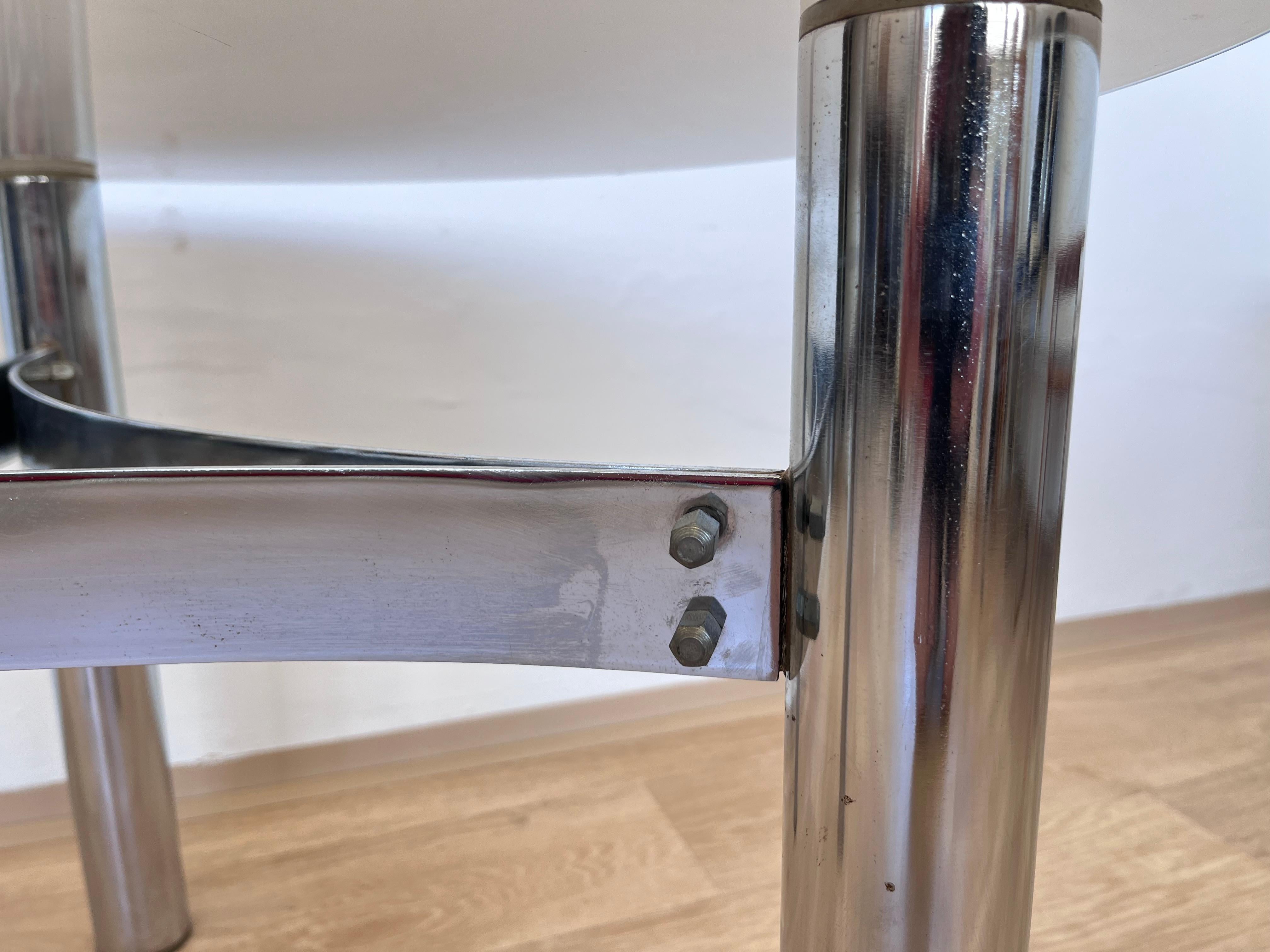 Tchèque Table basse en chrome et verre fumé design du milieu du siècle - années 1970 en vente