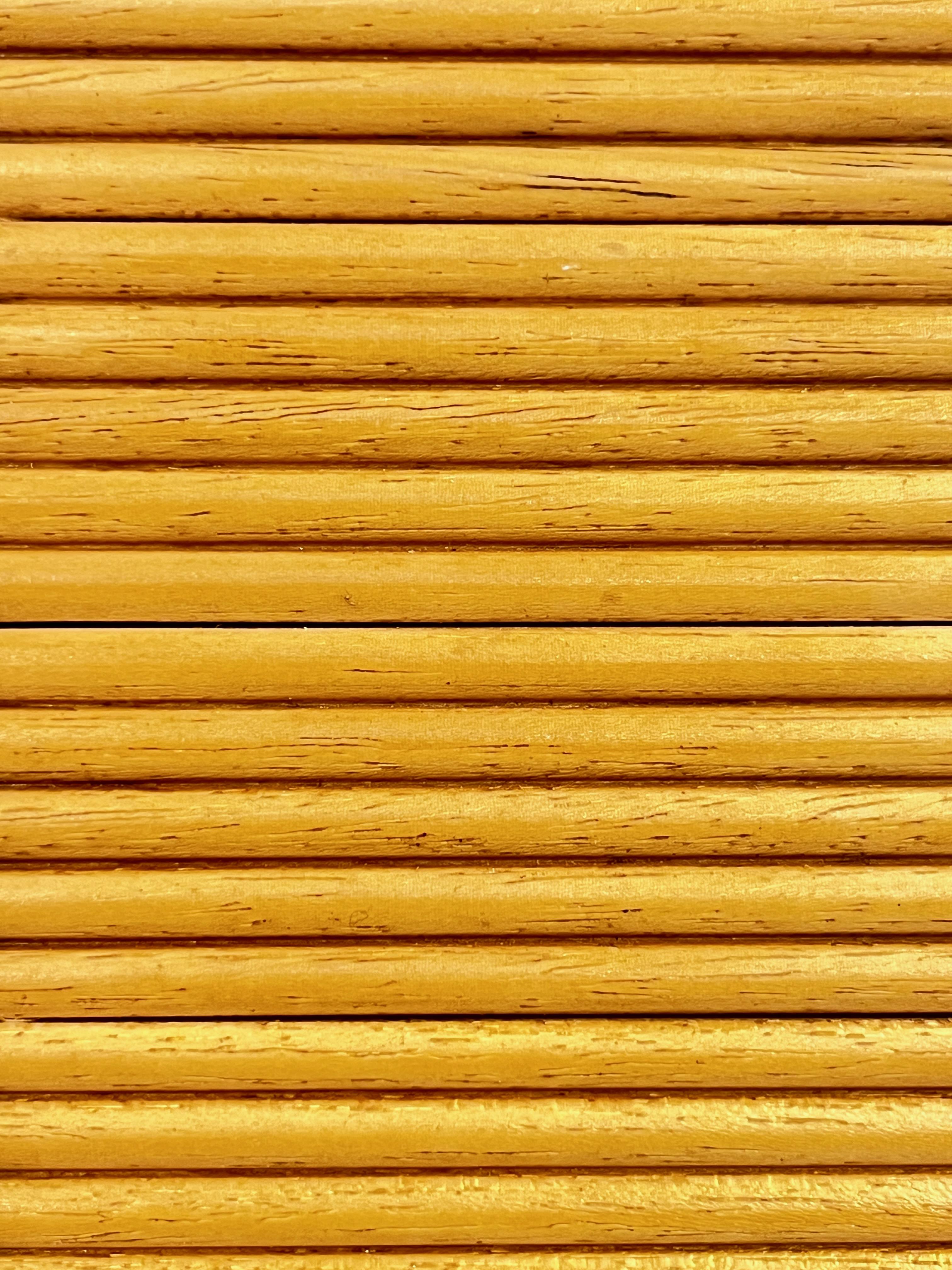 Italiano Specchio da terra in legno di design del Medioevo a tutta lunghezza in vendita