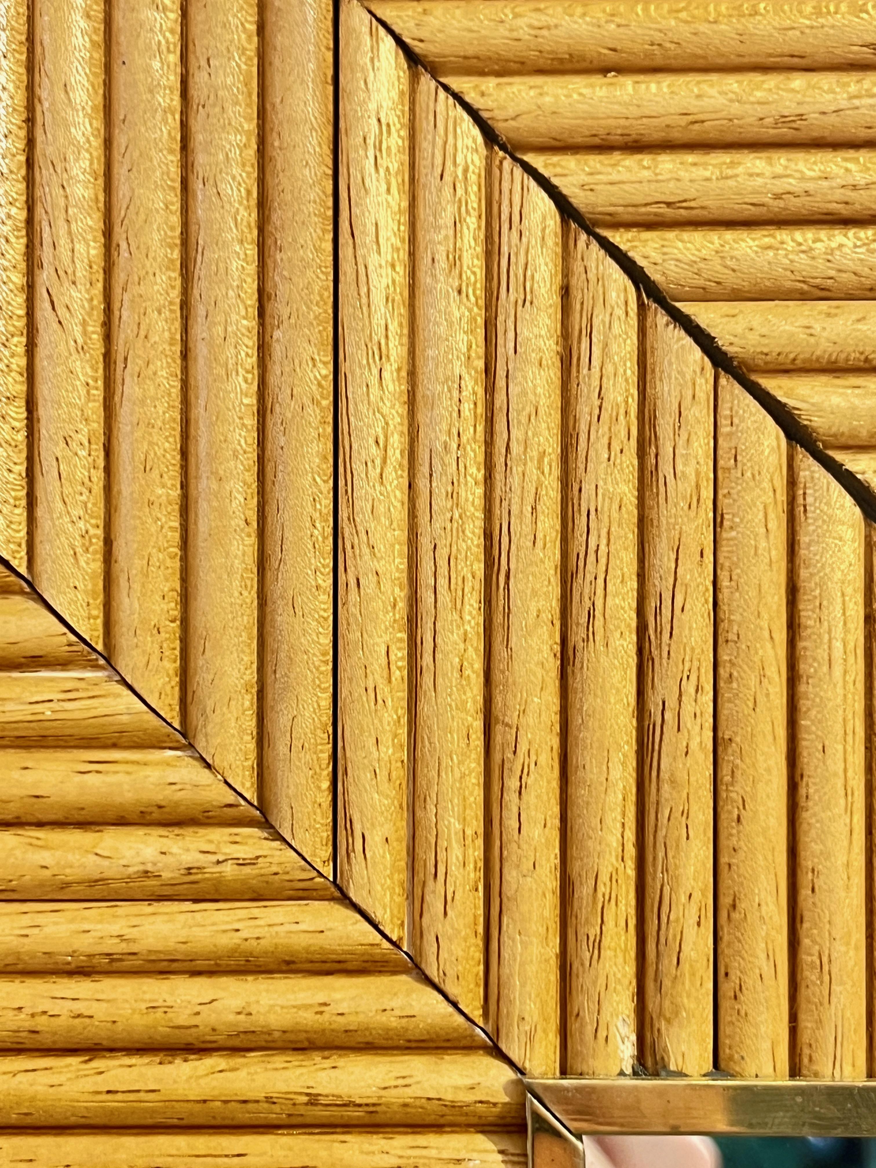 Specchio da terra in legno di design del Medioevo a tutta lunghezza In condizioni Nuovo in vendita a New York, NY