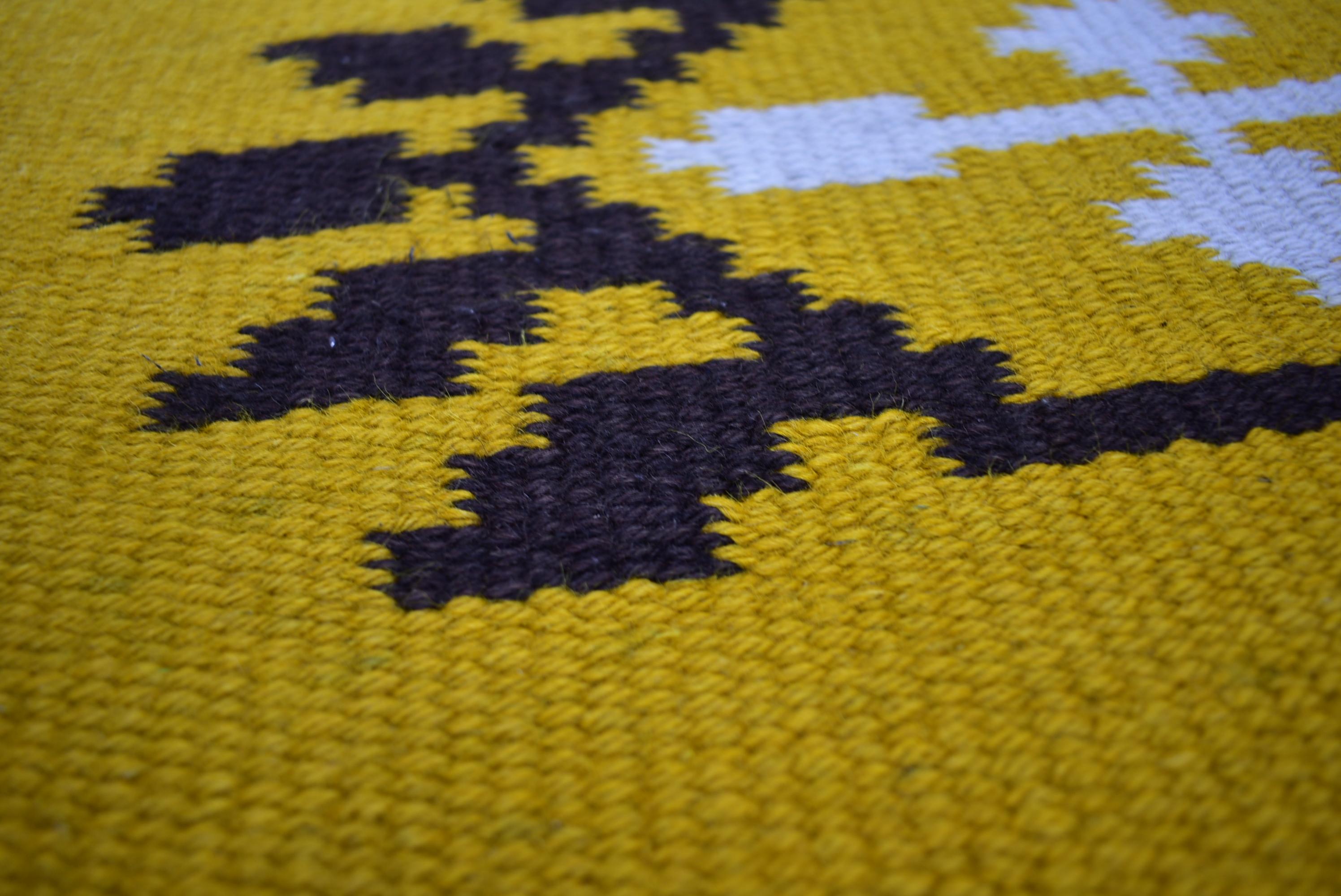 Midcentury Design Geometric Rug / Carpet, 1970s / Czechoslovakia For Sale 6