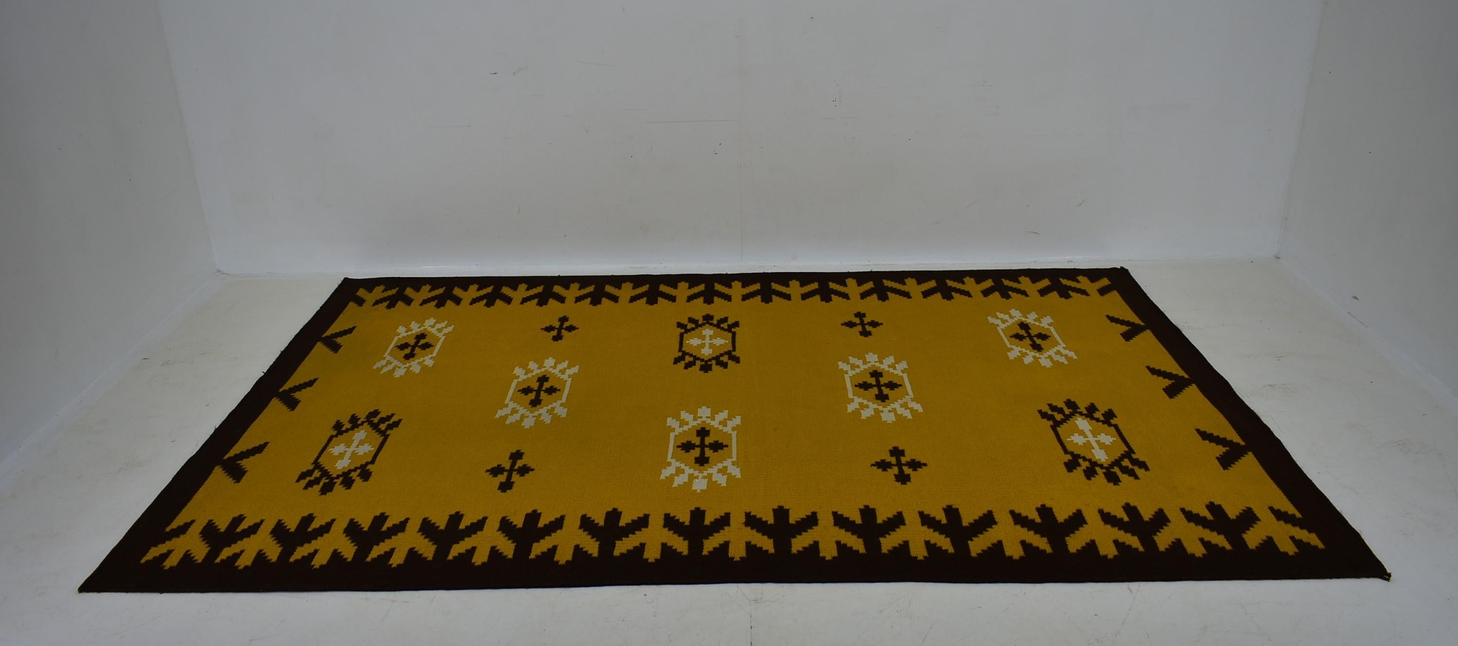 - around 1970s
- Czechoslovakia
- original and good condition 
- well preserved, cleaned