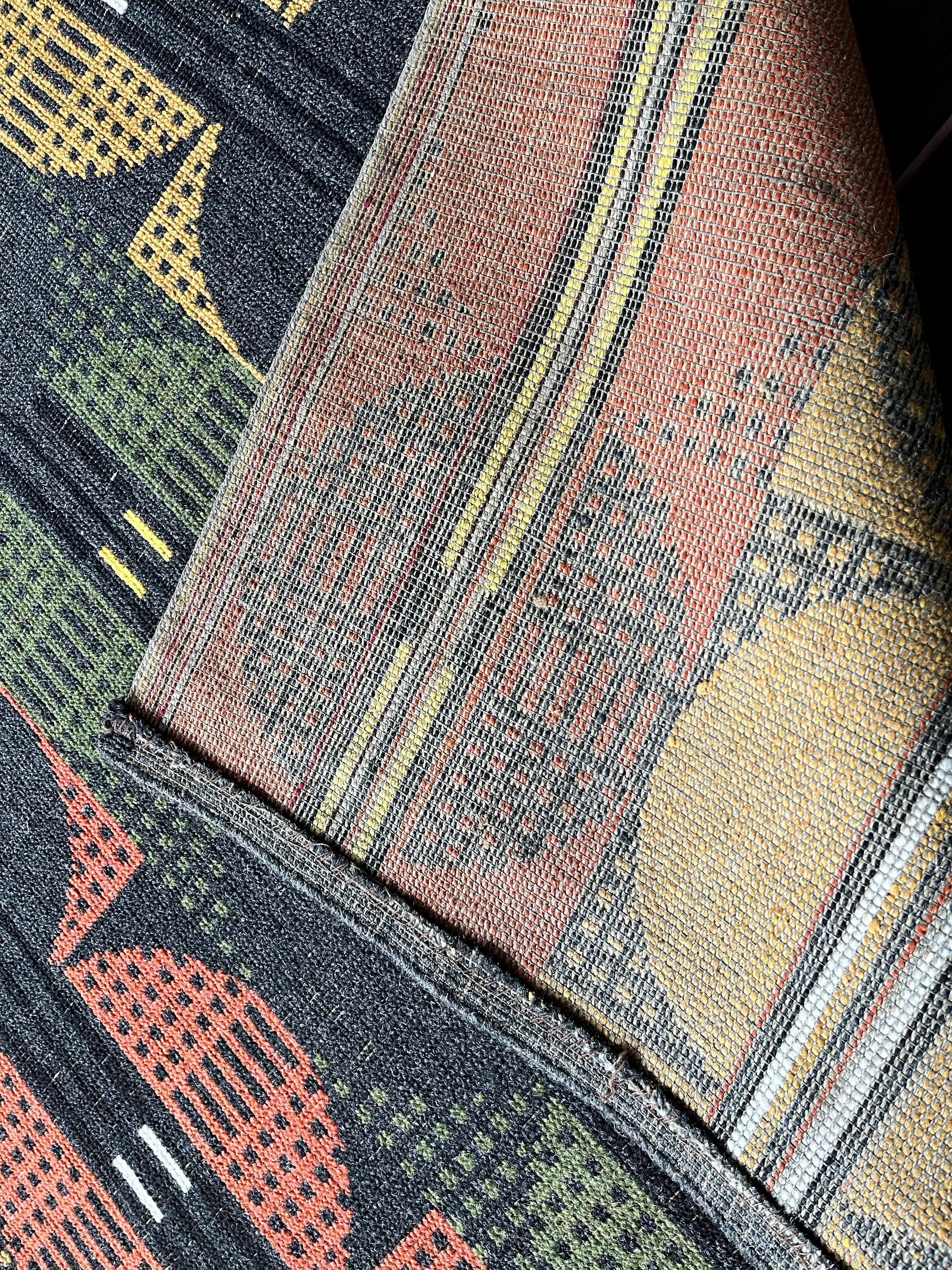 Late 20th Century Midcentury Design Geometric Rug / Carpet, 1970s / Czechoslovakia For Sale