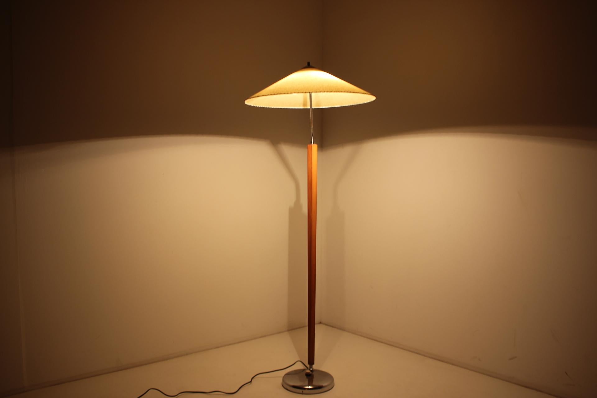 Midcentury Design Japanese Style Floor Lamp, 1960s 7