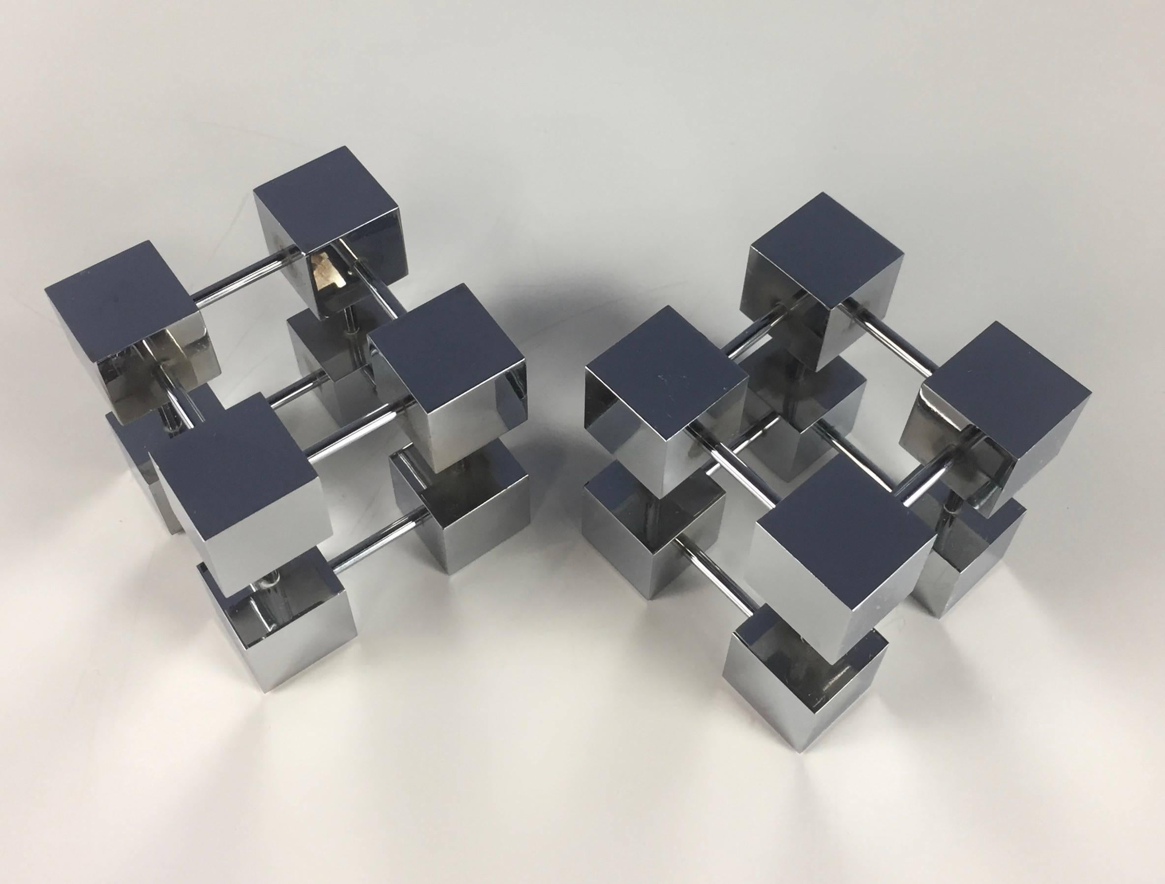 Midcentury Design Line Inc. Bill Curry Stainless Modernist Cube Bookends In Good Condition For Sale In Philadelphia, PA