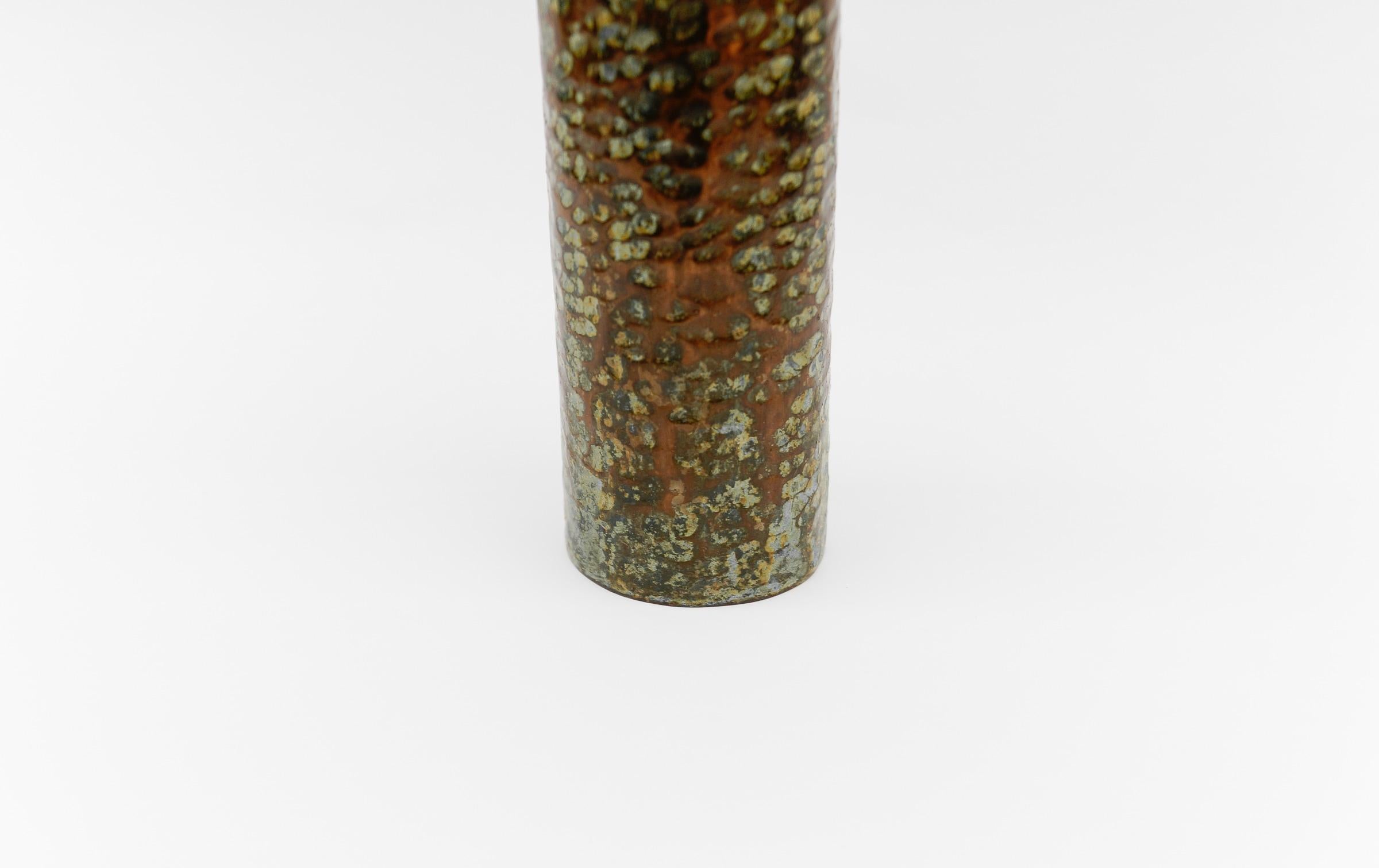 Vaso massiccio in rame martellato di design della metà del secolo scorso, Germania, anni '50 in vendita 1