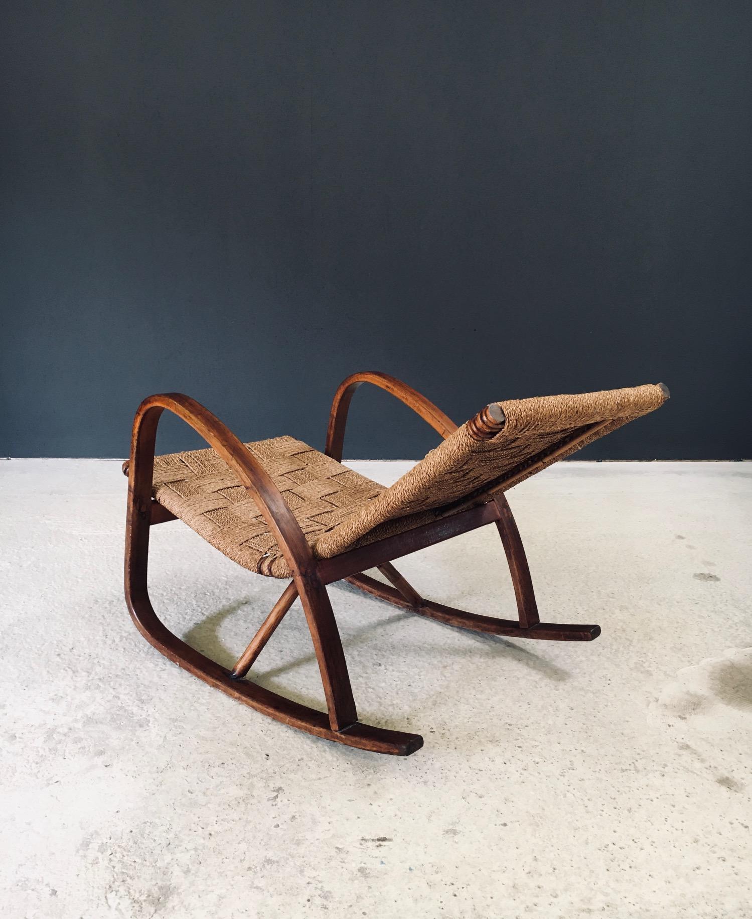 Midcentury Design Rope Rocking Chair, Italien 1950er Jahre im Zustand „Gut“ im Angebot in Oud-Turnhout, VAN