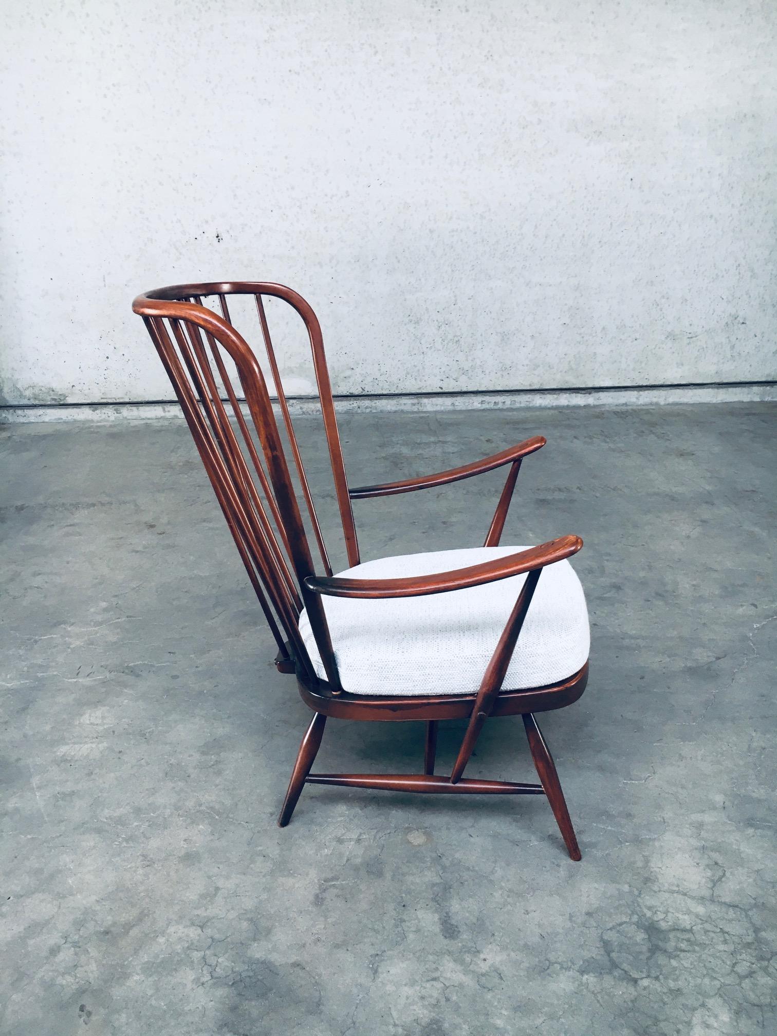 Britannique Fauteuil de salon 'EVERGREEN' à dossier fuseau de design du milieu du siècle dernier par Ercol, Angleterre, années 1960