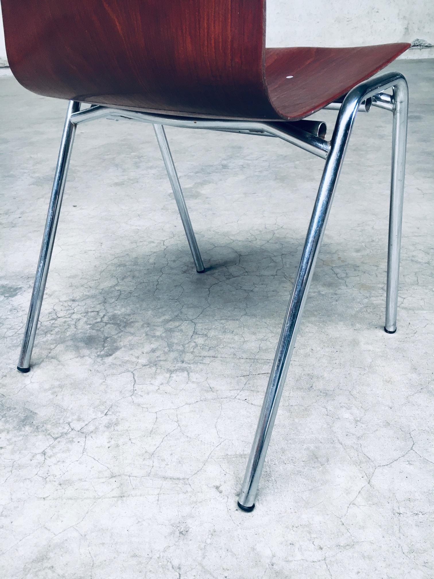 Midcentury Design Stacking Chairs by Elmar Flötotto for Pagholz, 1960's Germany For Sale 9
