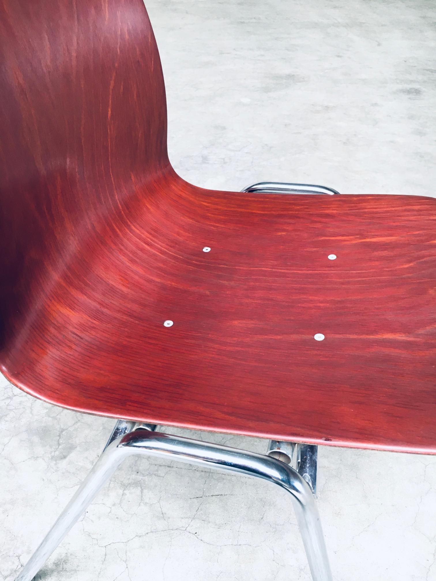 Midcentury Design Stacking Chairs by Elmar Flötotto for Pagholz, 1960's Germany For Sale 10