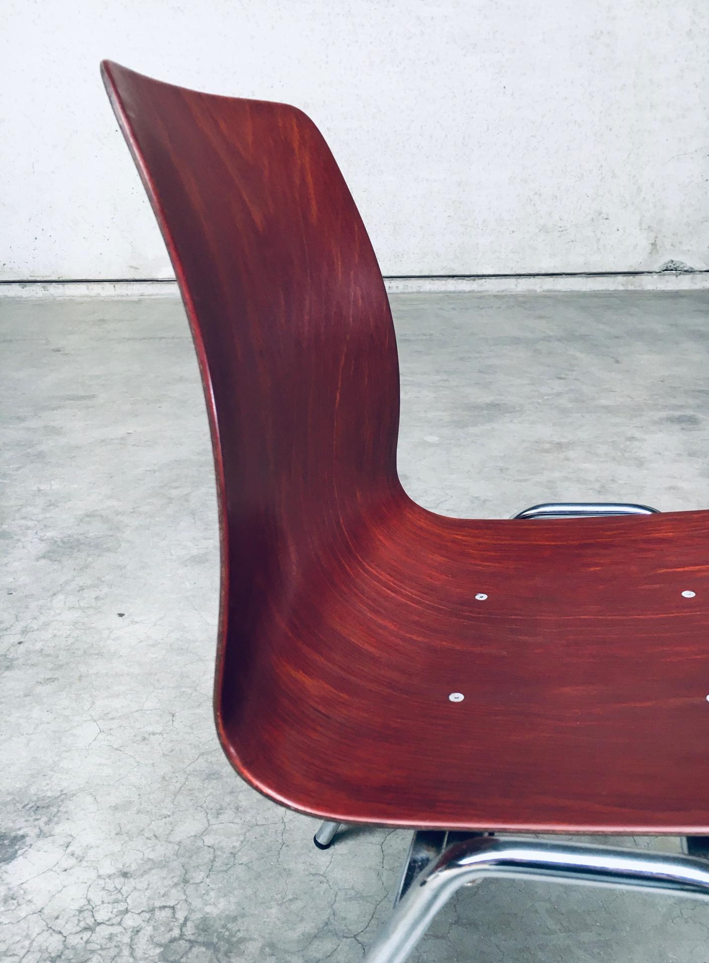 Midcentury Design Stacking Chairs by Elmar Flötotto for Pagholz, 1960's Germany For Sale 11