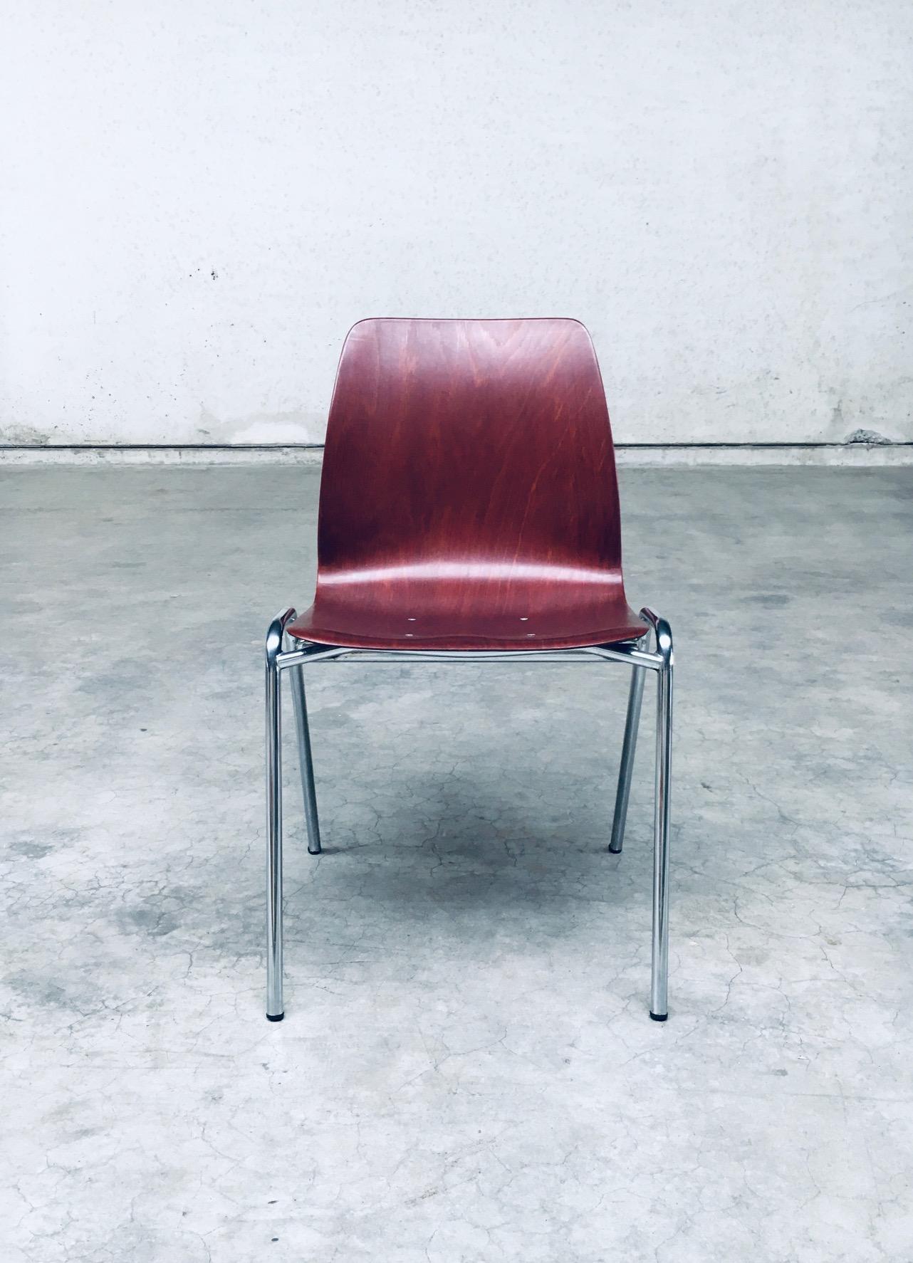 Steel Midcentury Design Stacking Chairs by Elmar Flötotto for Pagholz, 1960's Germany For Sale