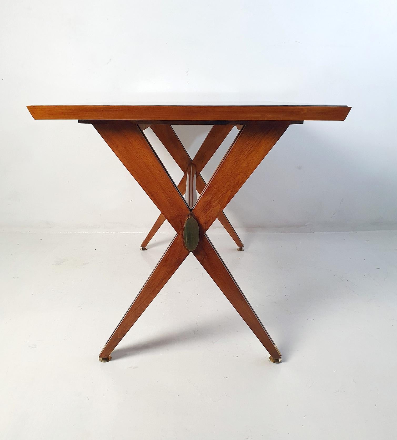 Midcentury Designer Desk, Italy For Sale 1