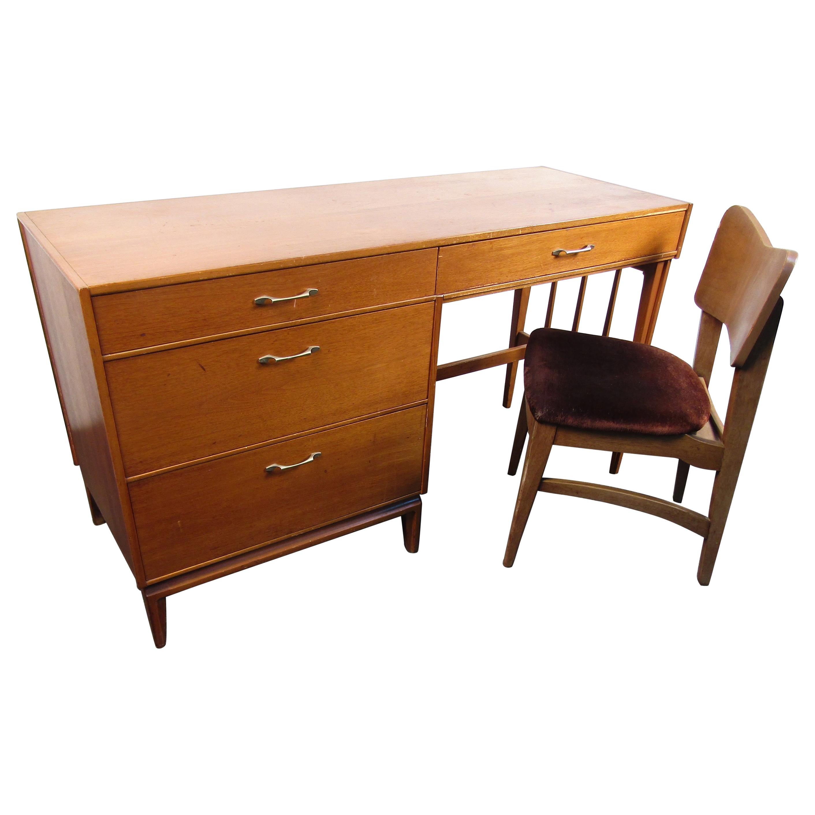 Midcentury Desk by J.B. Van Sciver Co. For Sale