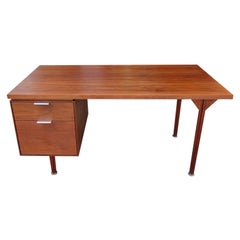 Bureau du milieu du siècle dernier de John Stuart