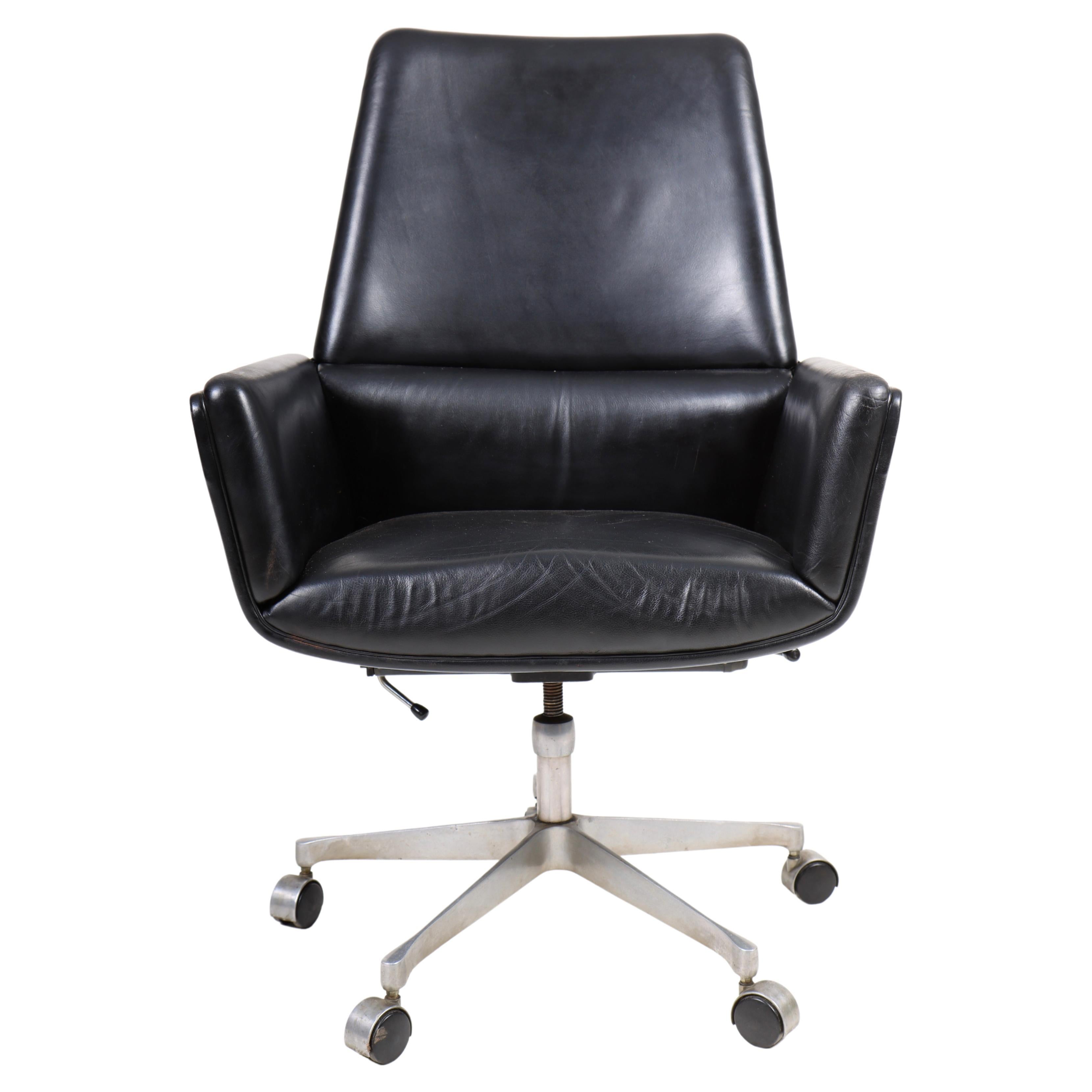 Vintage Time Life Desk Chair by Herman Miller in Black Leather at 1stDibs