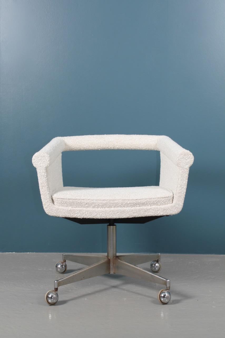 boucle office chair