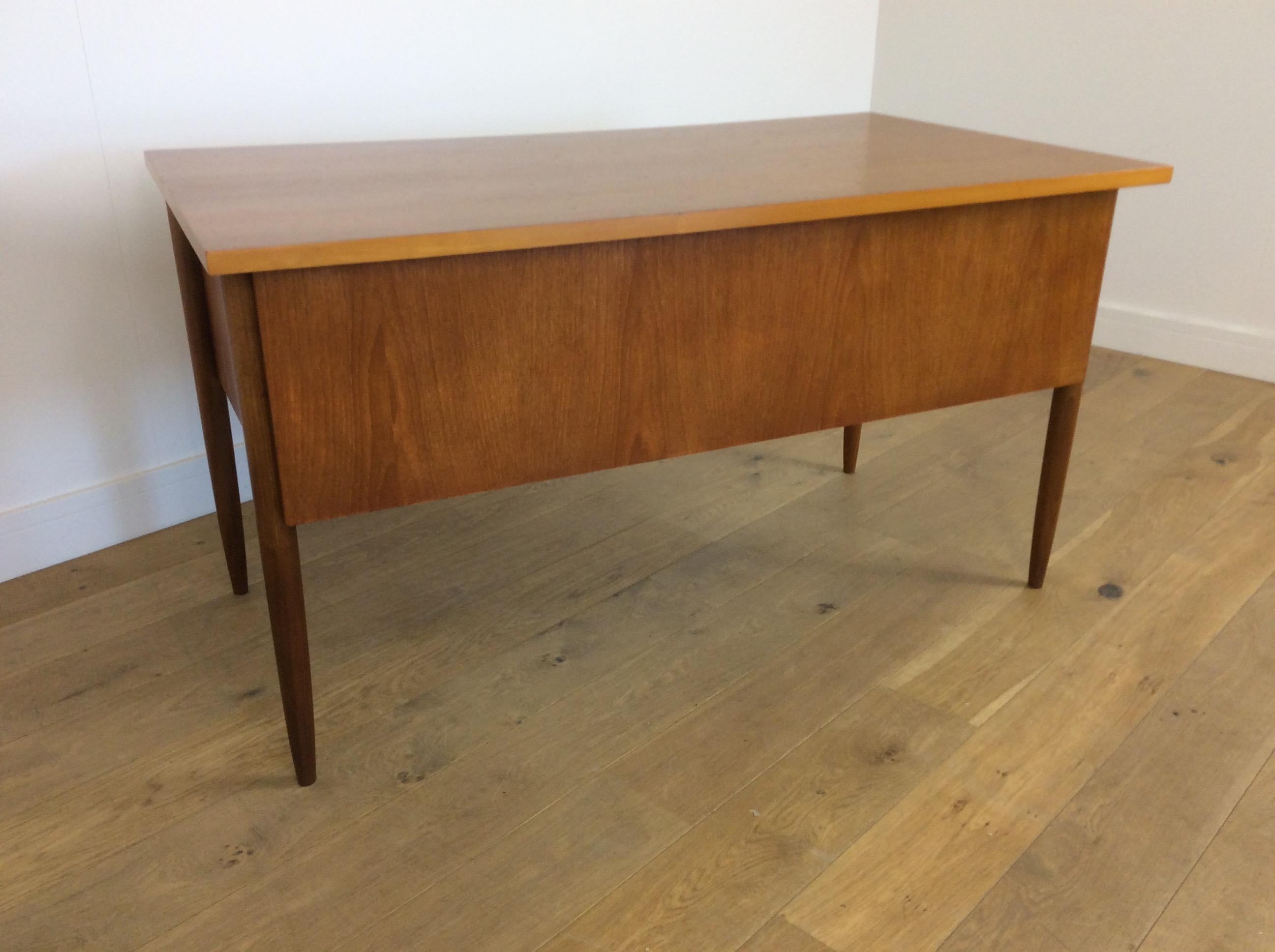 Midcentury desk 3