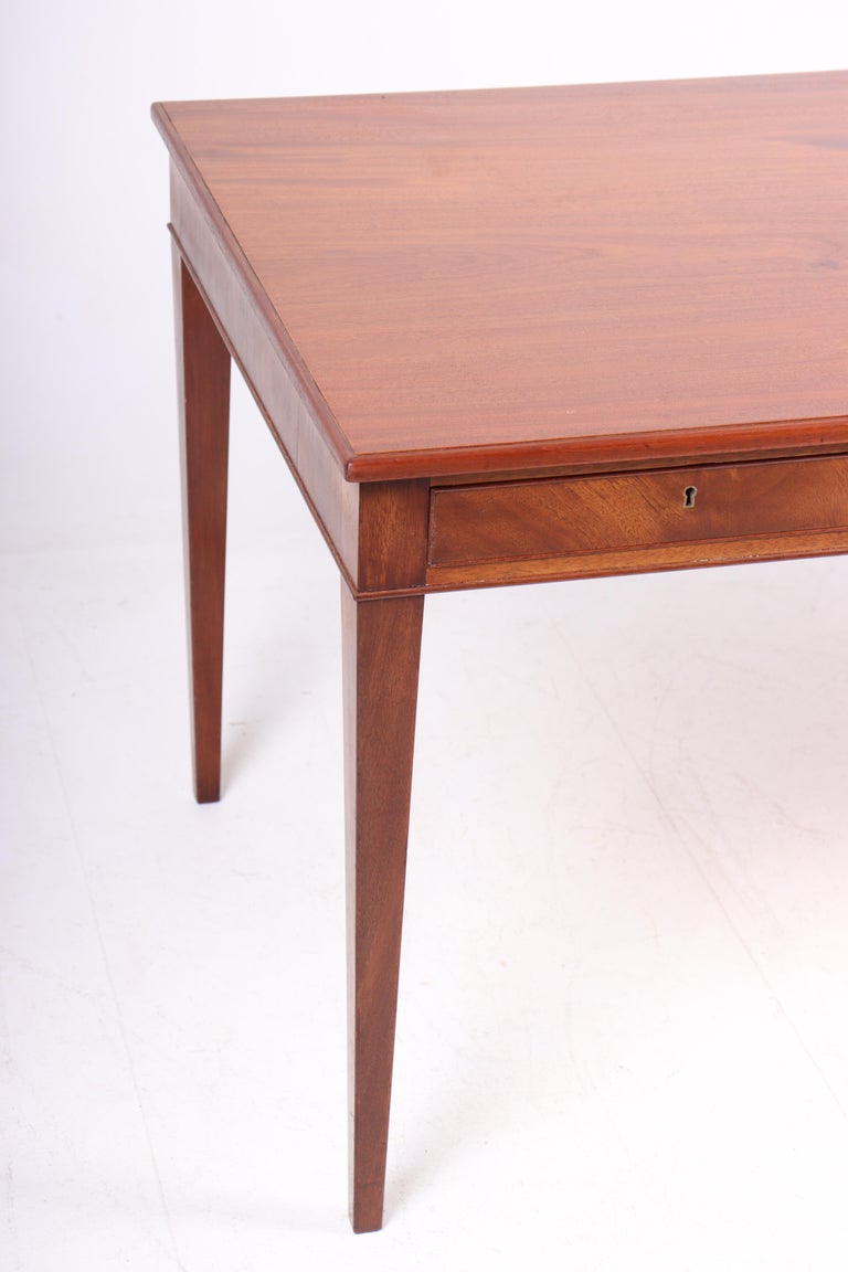 Scandinavian Modern Midcentury Desk in Mahogany Designed by Frits Heningsen, 1950s For Sale